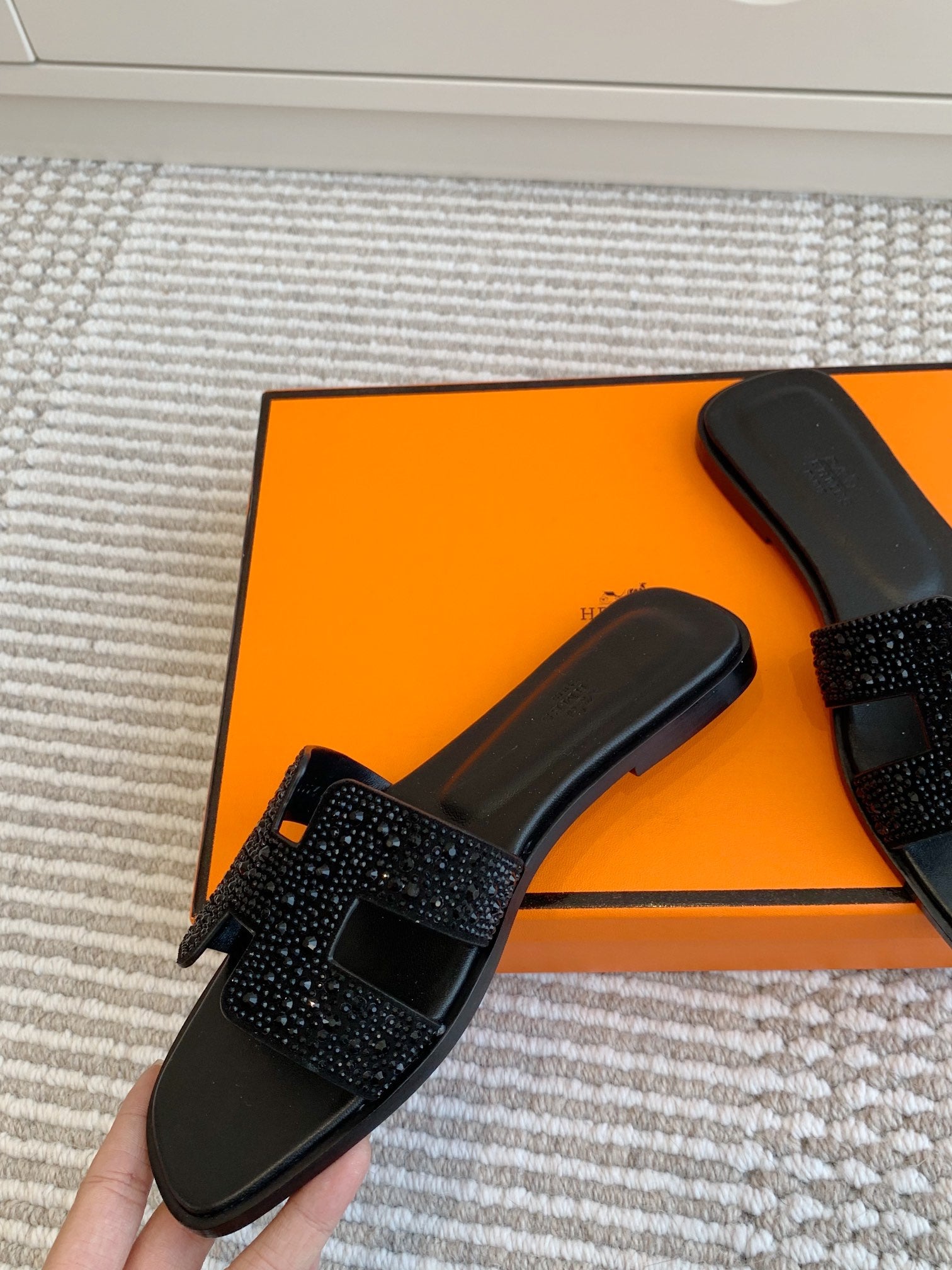 HM Oran Rhinestone Sandals Black Suede Goatskin 291391