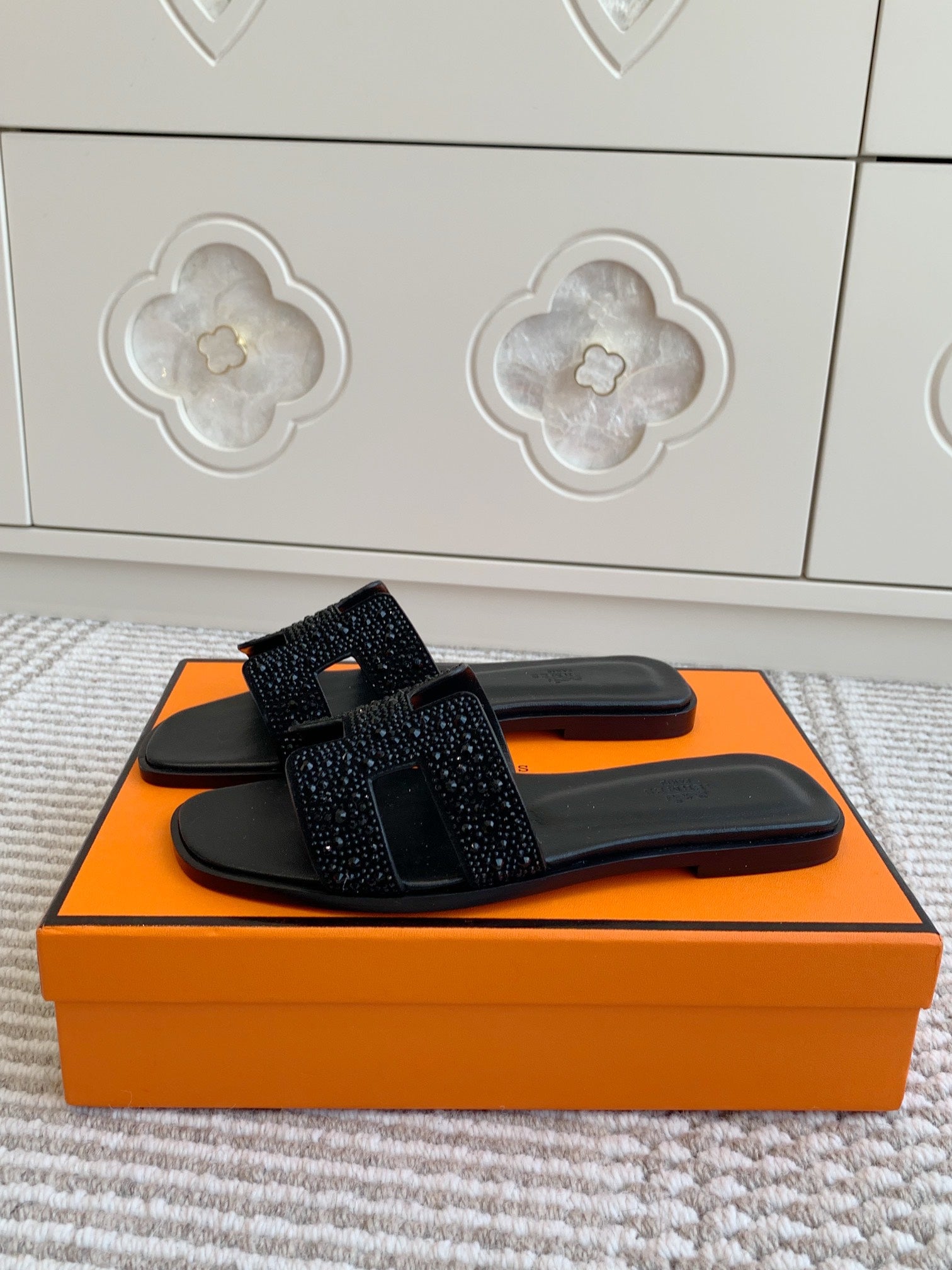 HM Oran Rhinestone Sandals Black Suede Goatskin 291391