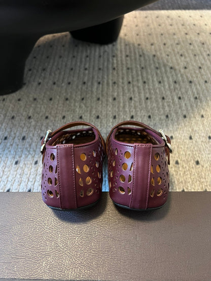 Alaia 25 Vienne Ballet Flats Garnet Red Lambskin 303714