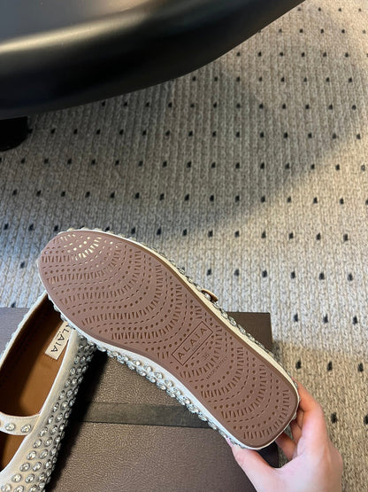 Alaia 25 Strass Ballet Flats White Suede Goatskin 303727