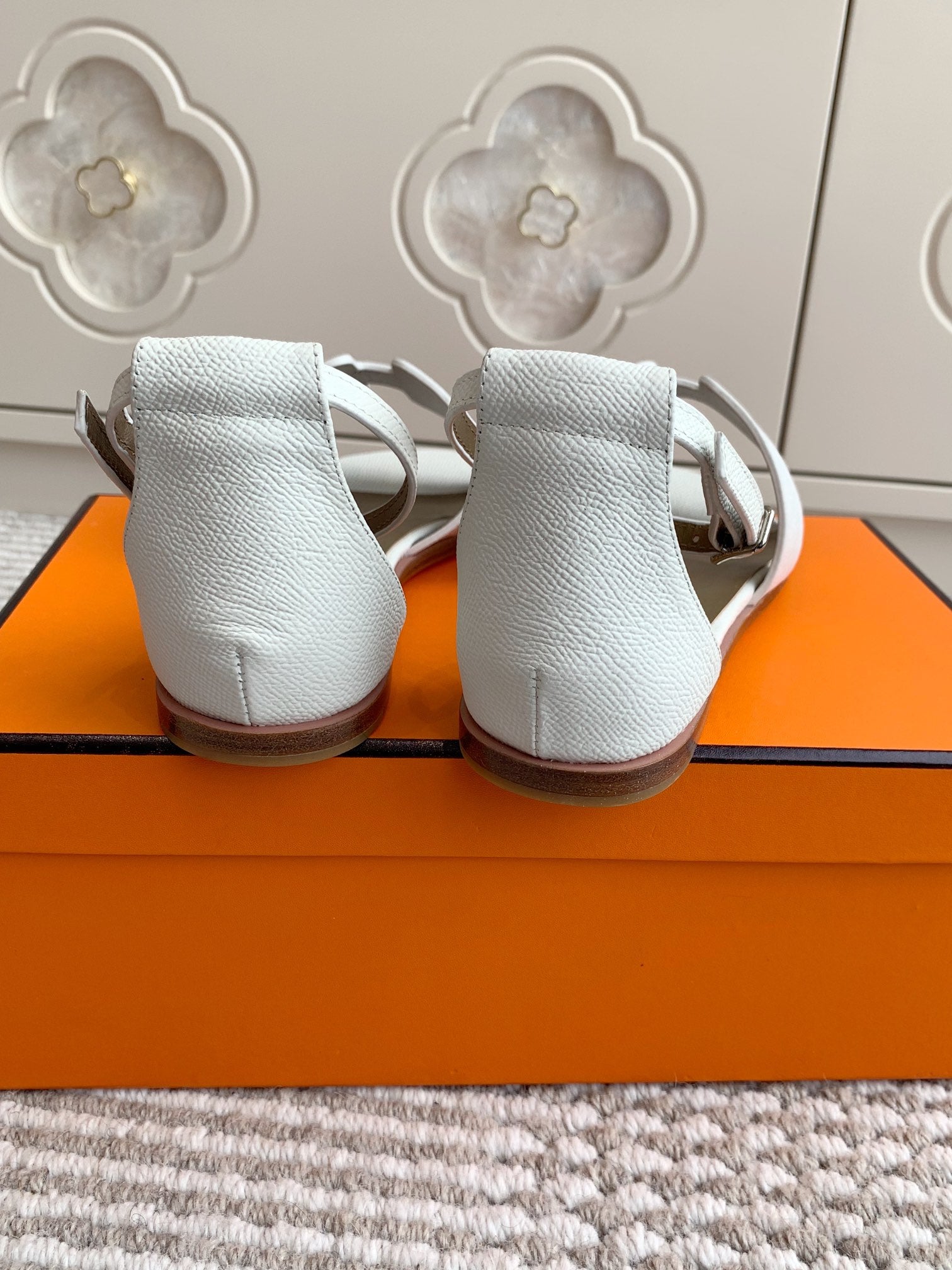 HM 25 Santorini White Epsom Leather Etoupe Calfskin