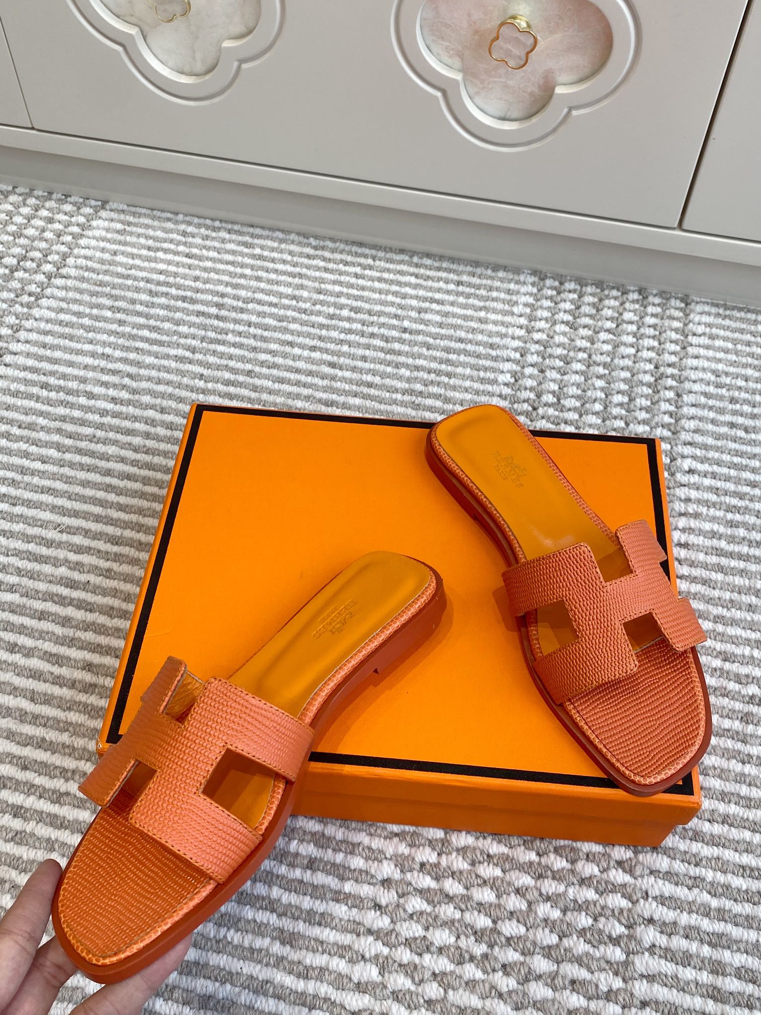 HM Oran Sandal Orange Sheepskin 291403