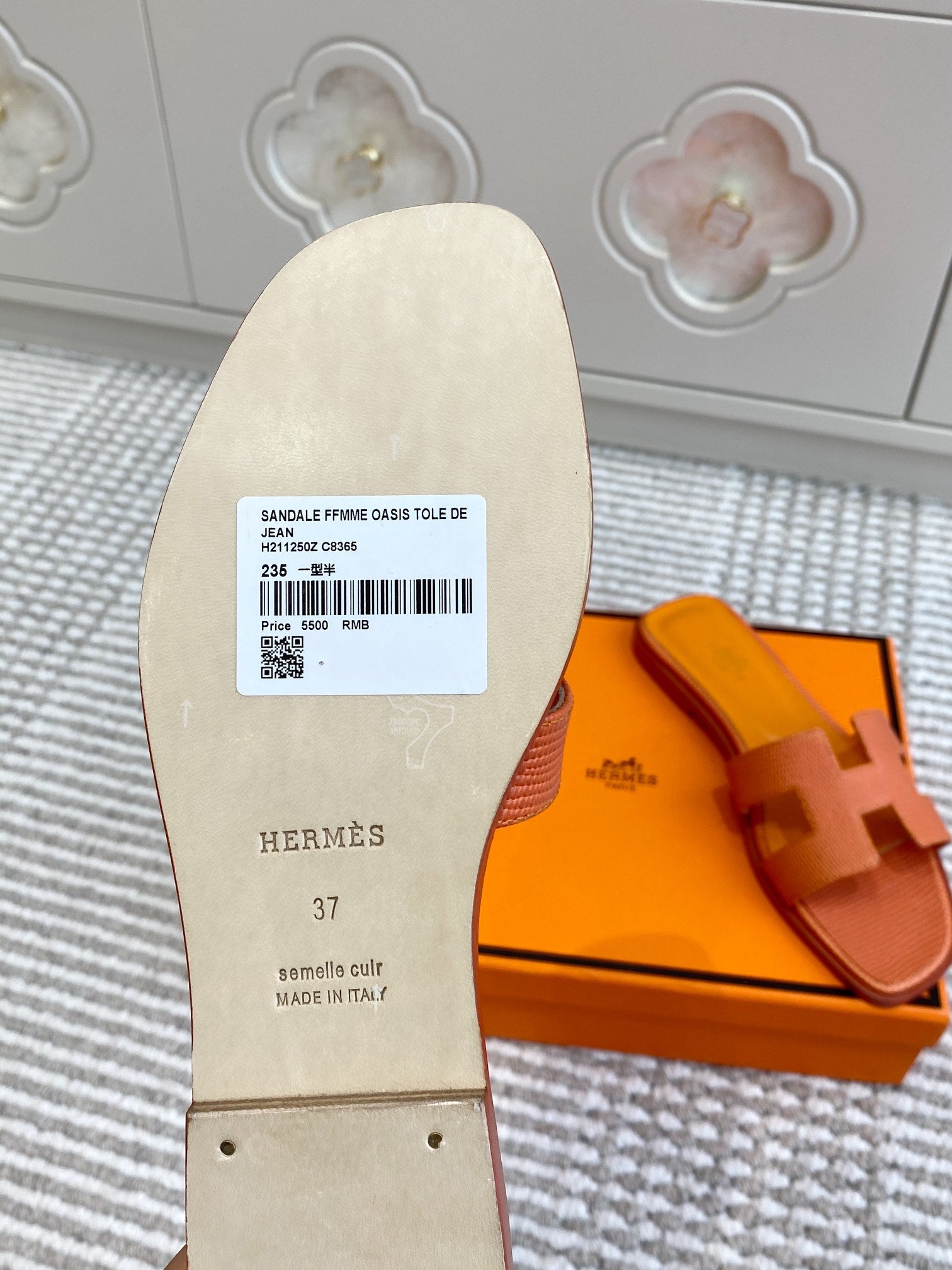 HM Oran Sandal Orange Sheepskin 291403