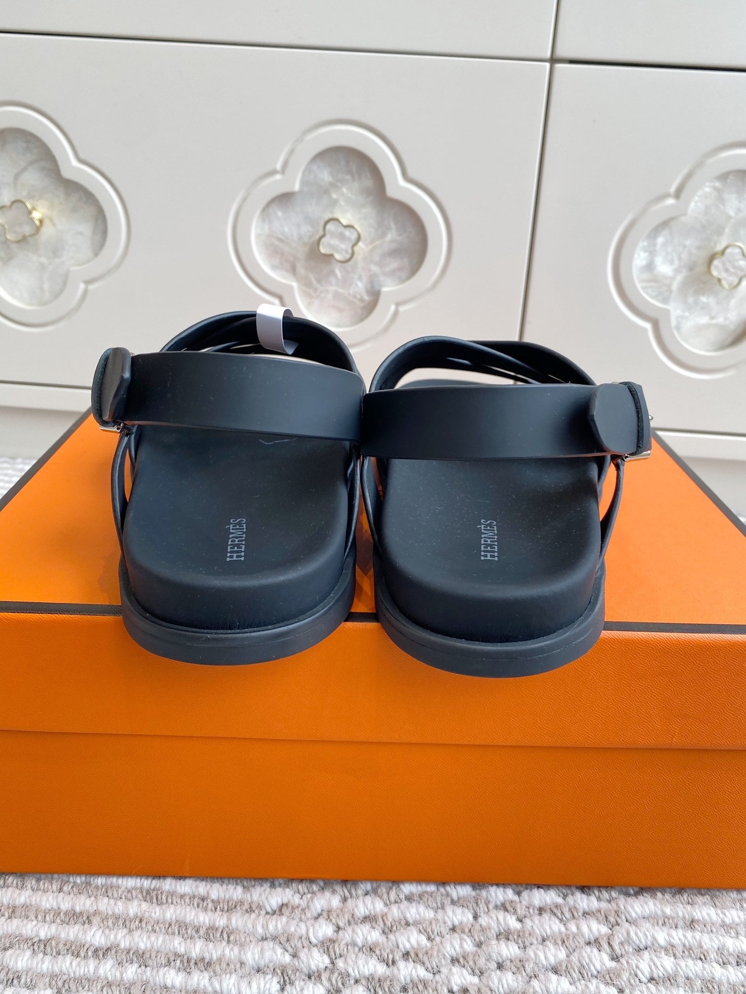 HM Heracles Sandals Black Calfskin 291453