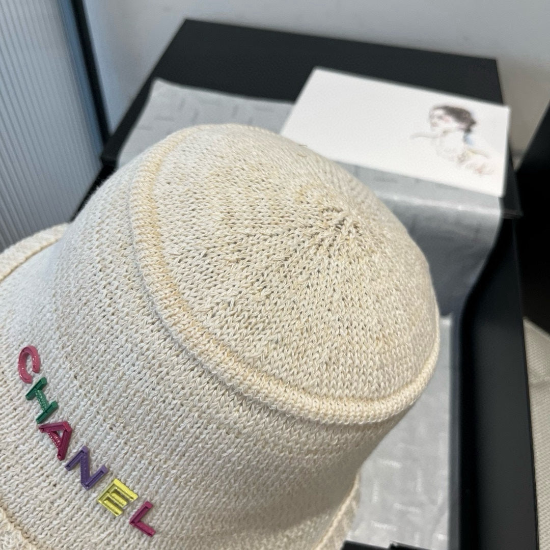 Chanel Knitted Bucket Hat White Wool 705664