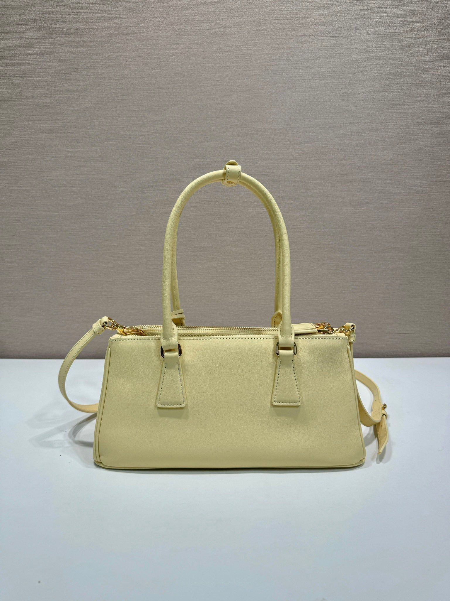 PRA New killer bag light beige calfskin 340514
