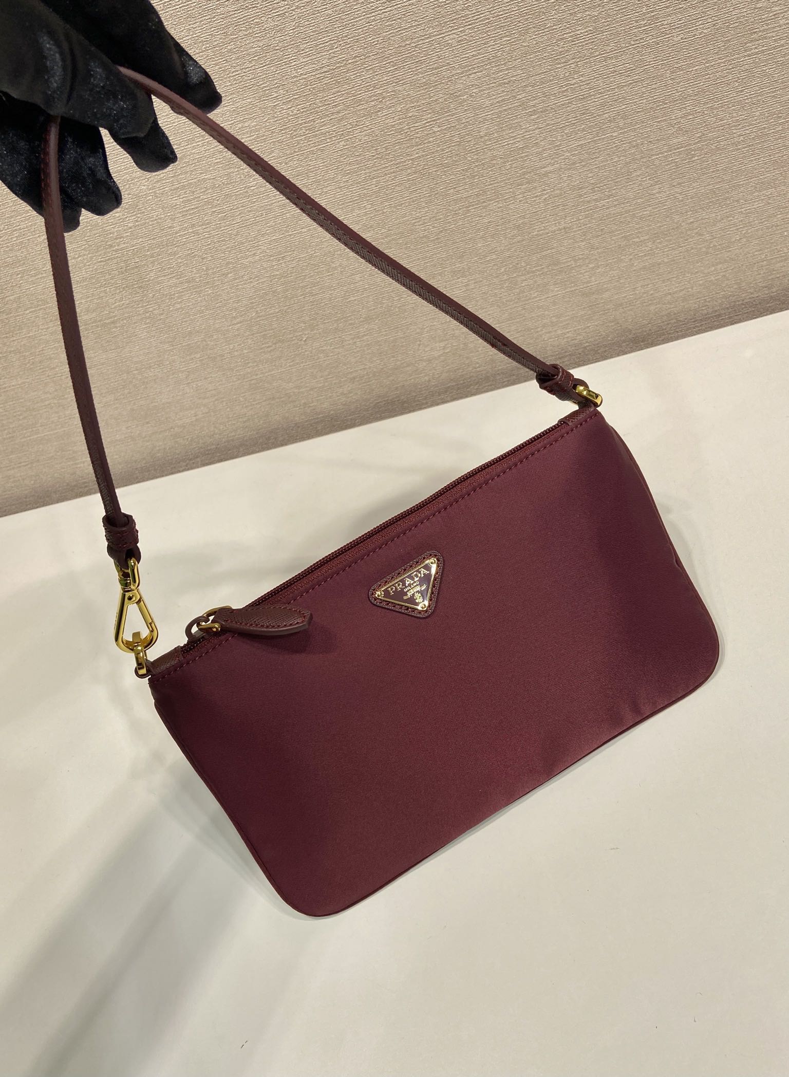 PRA vintage shoulder bag burgundy nylon fabric 280823