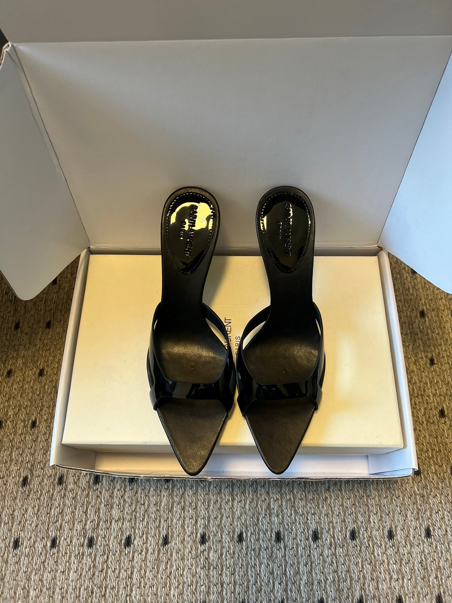 YSL 26ss High Heeled Mules 75 Black Patent Leather Cowhide 651767