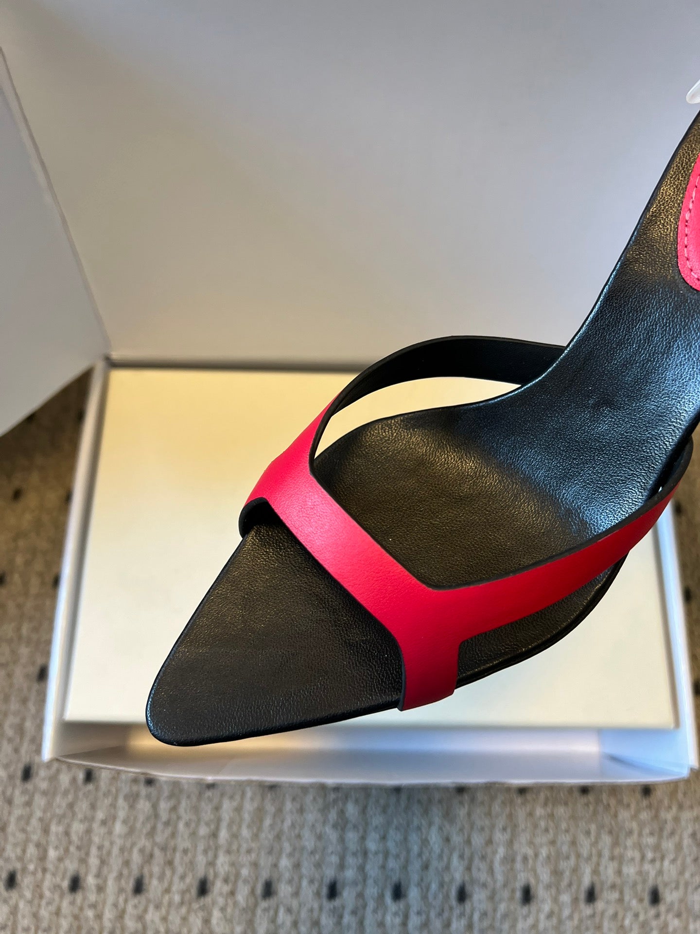 YSL 26ss High Heeled Mules 75 Black Dark Pink Cowhide 651768