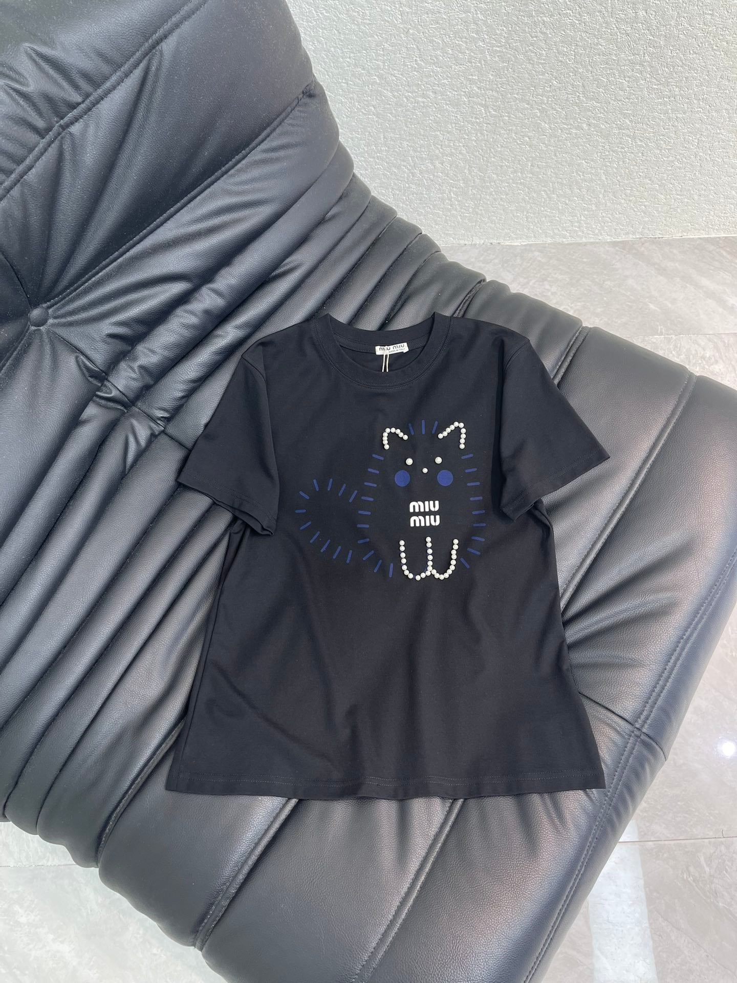 Miumiu 2026 Cat-themed Beaded Heavy-duty Short-Sleeve T-Shirt Cotton 343406