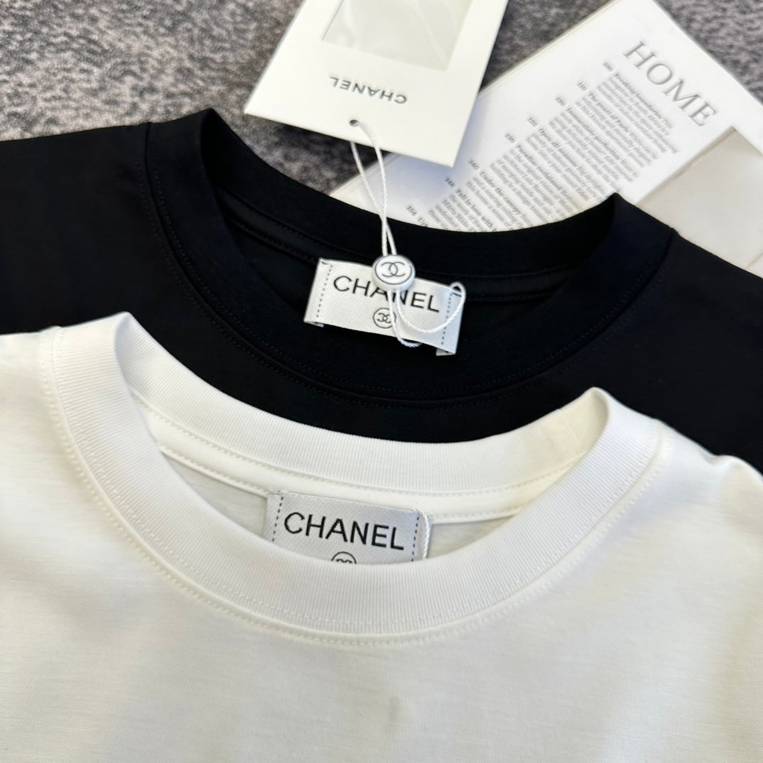 Chanel 2026 Flower T-Shirt Black and White Cotton 359322