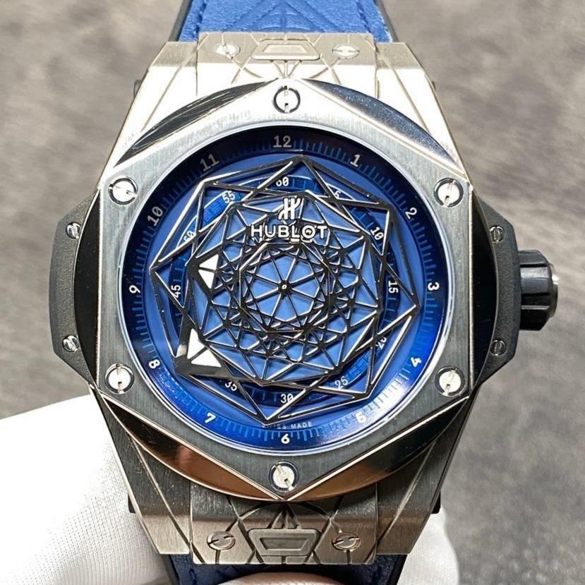 BIG BANG SANG BLEU TITANIUM BLUE DIAL