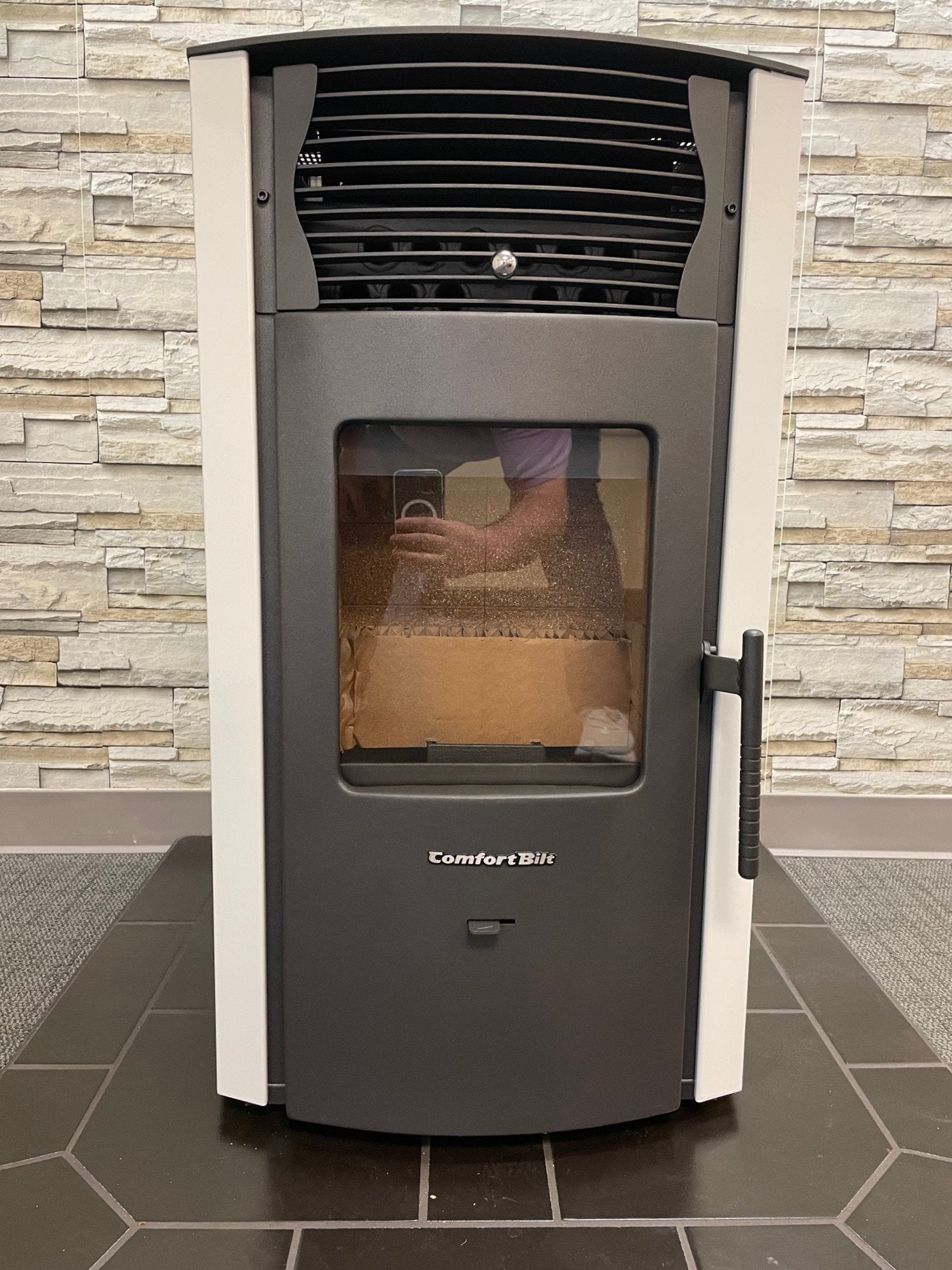 ComfortBilt HP50S Pellet Stove