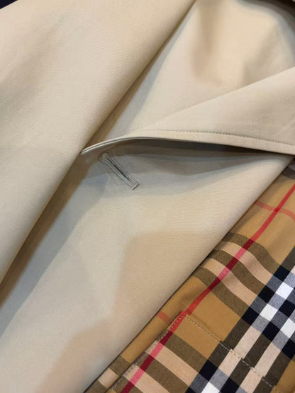 Mid-length Kensington Heritage Trench Coat Beige