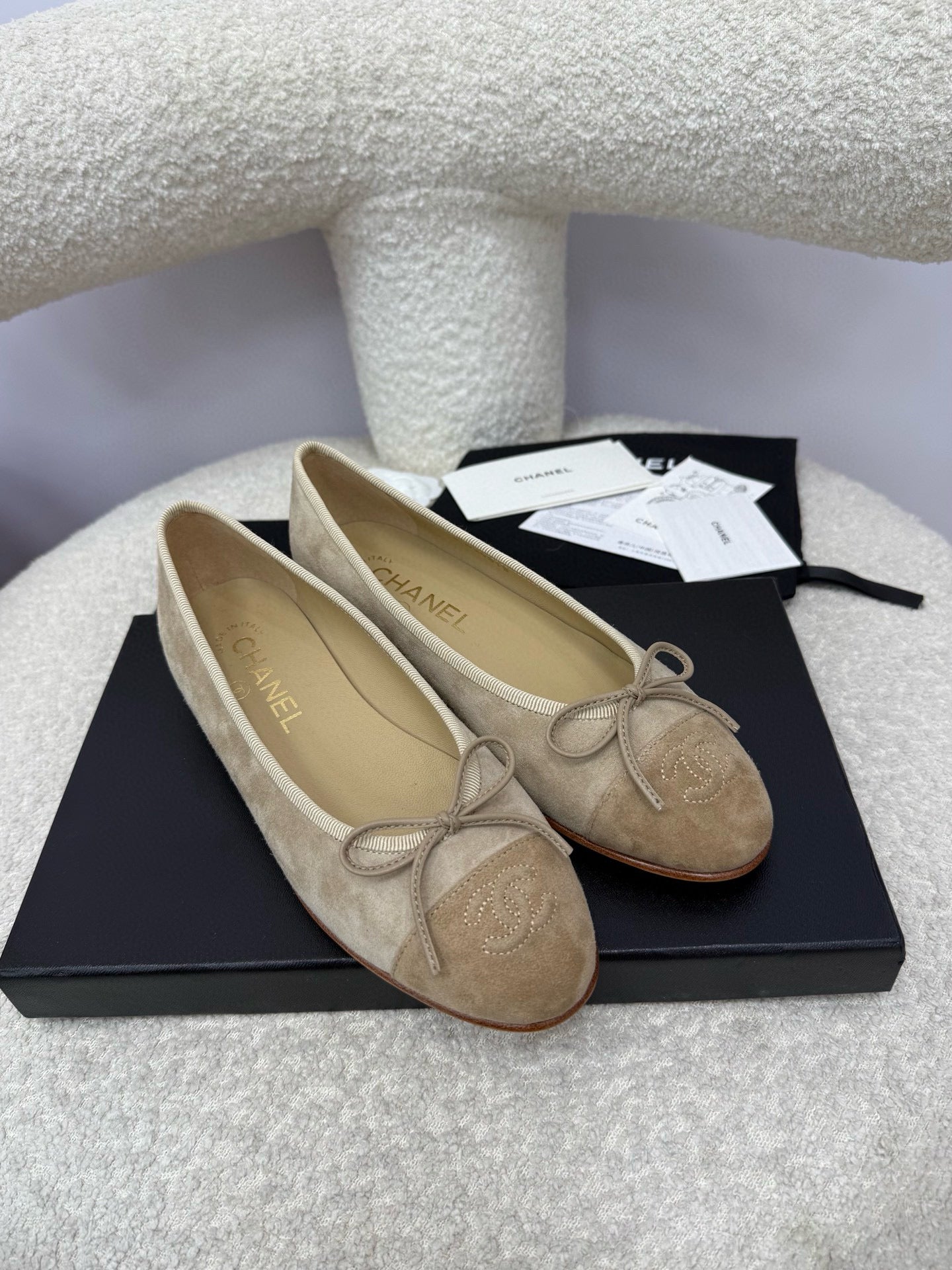 CC 25A Ballet Flat Suede