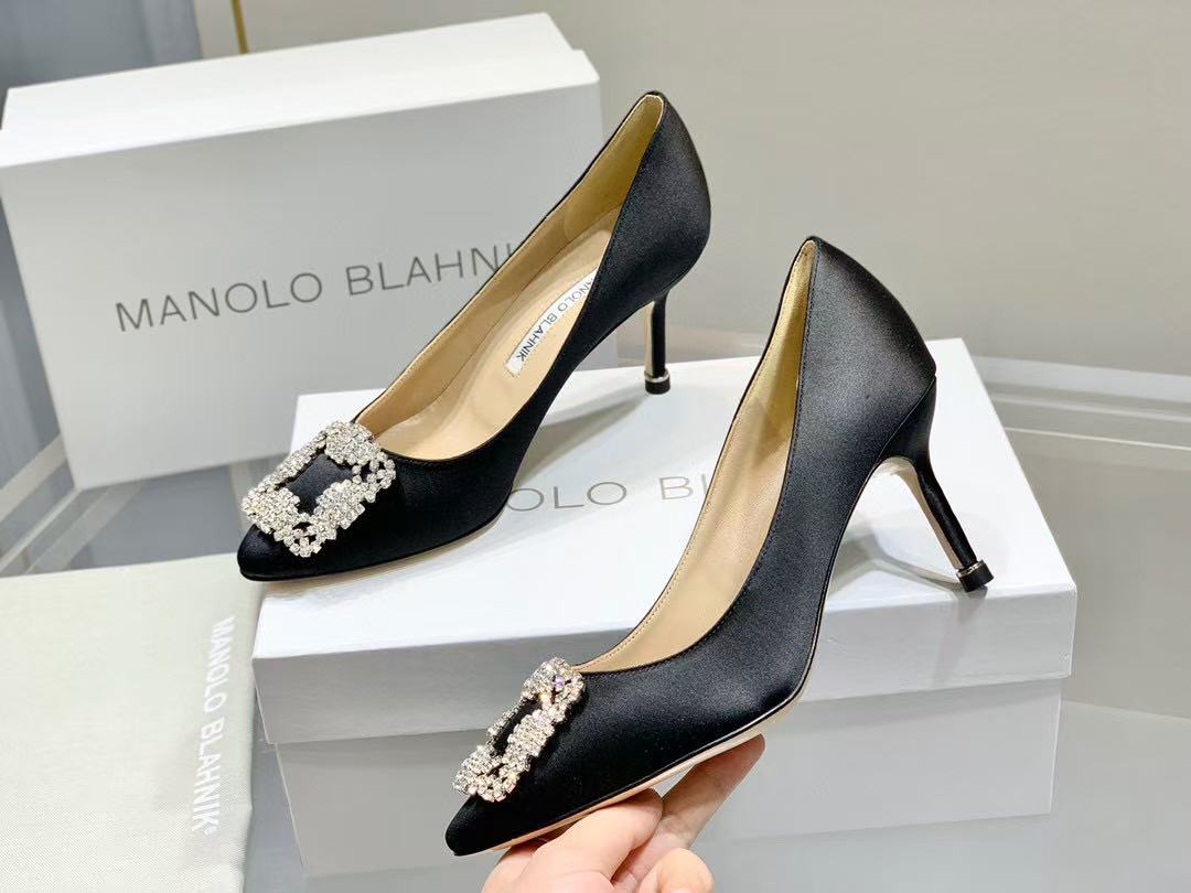 Manolo Diamond Buckle Pumps 10cm black  Silk
