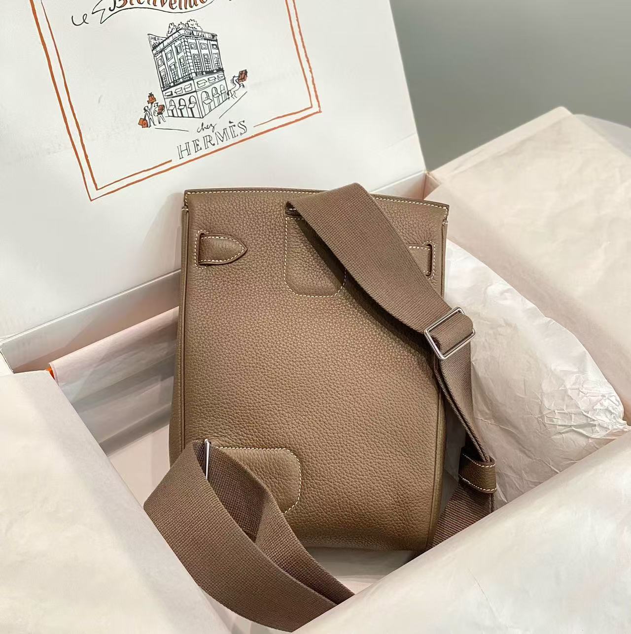 HM Hac a Dos GM Backpack Etoupe Togo Calfskin