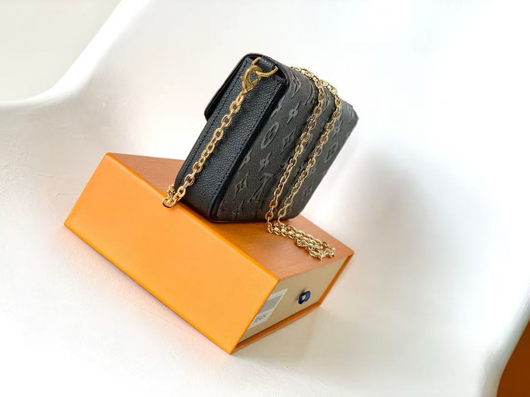 LV Pochette Félicie Chain Bag Black Grain Cowhide