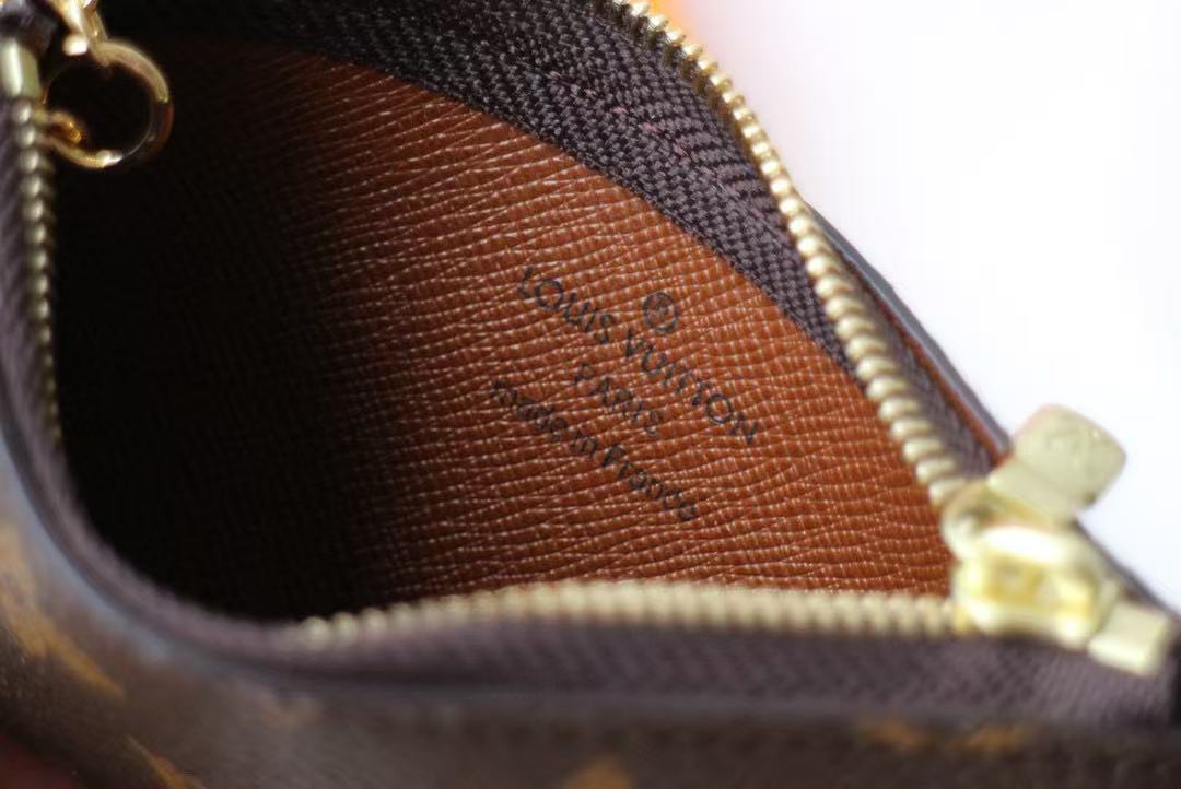 LV 25 Wallet Brown Leather