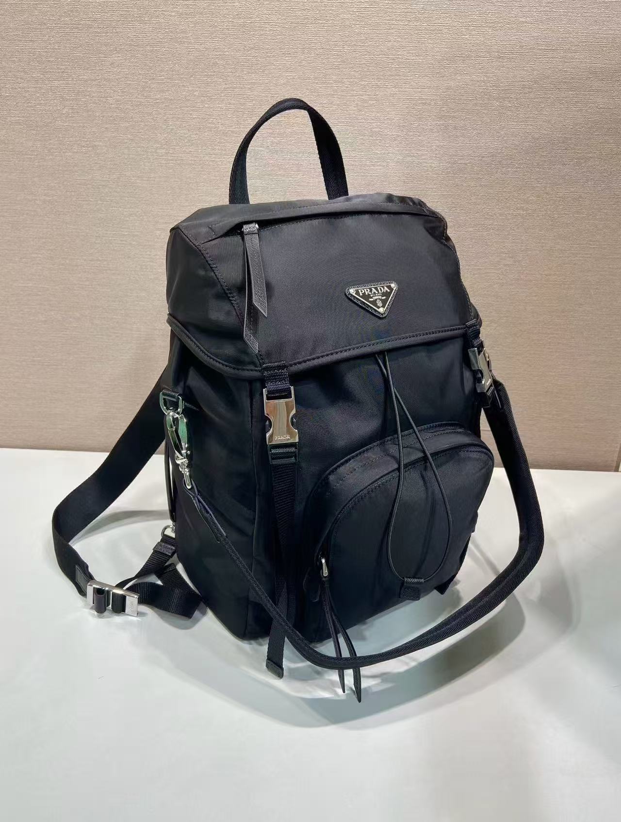 BACKPACK 34.5 IN BLACK RE-NYLON AND SAFFIANO LEATHER TRIM