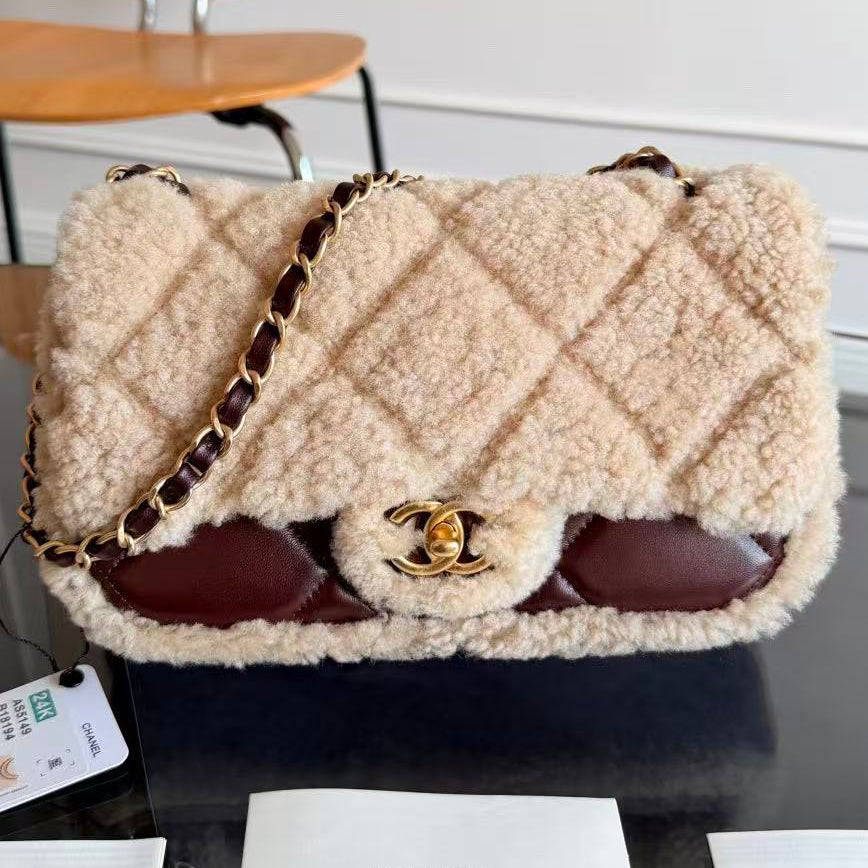 CC 2025 Flap Bag 23.5cm Beige Dark Burgundy Sherling Lambskin Gold Hardware