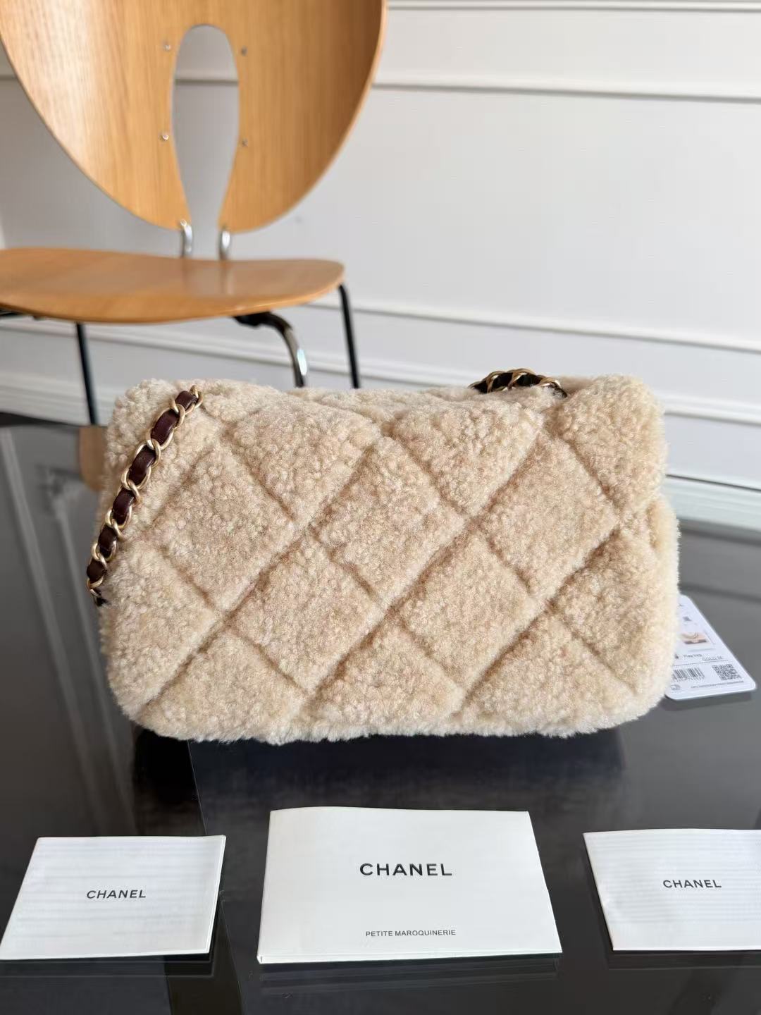 CC 2025 Flap Bag 23.5cm Beige Dark Burgundy Sherling Lambskin Gold Hardware