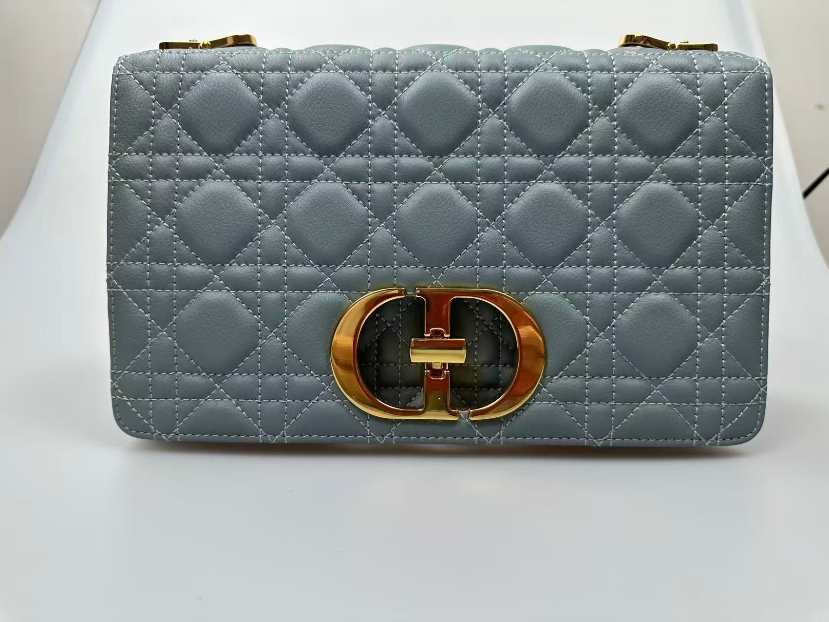 medium caro 25.5 gray supple calfskin