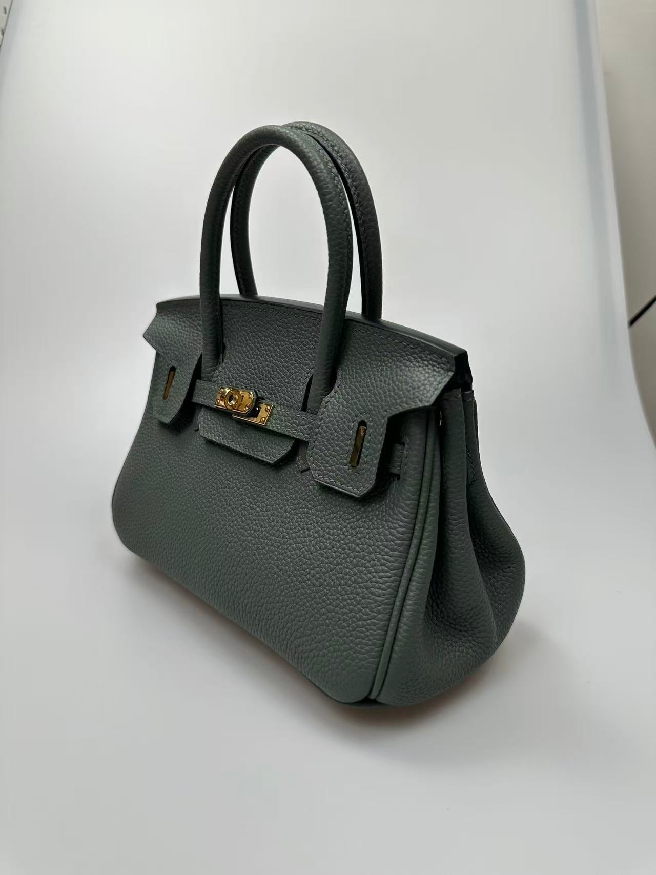 HM Birkin 20cm Vert Amande Togo Leather Gold Hardware