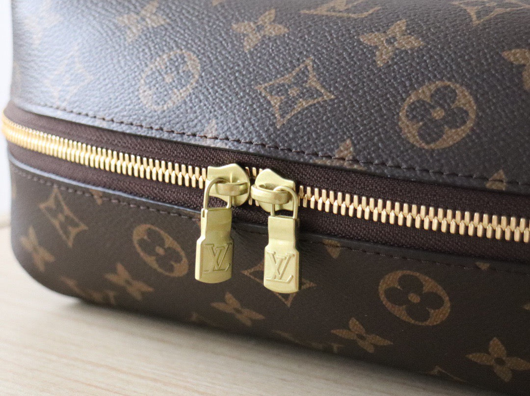 Louis Vuitton Cosmetic GM Pouch Brown Monogram Coated Canvas