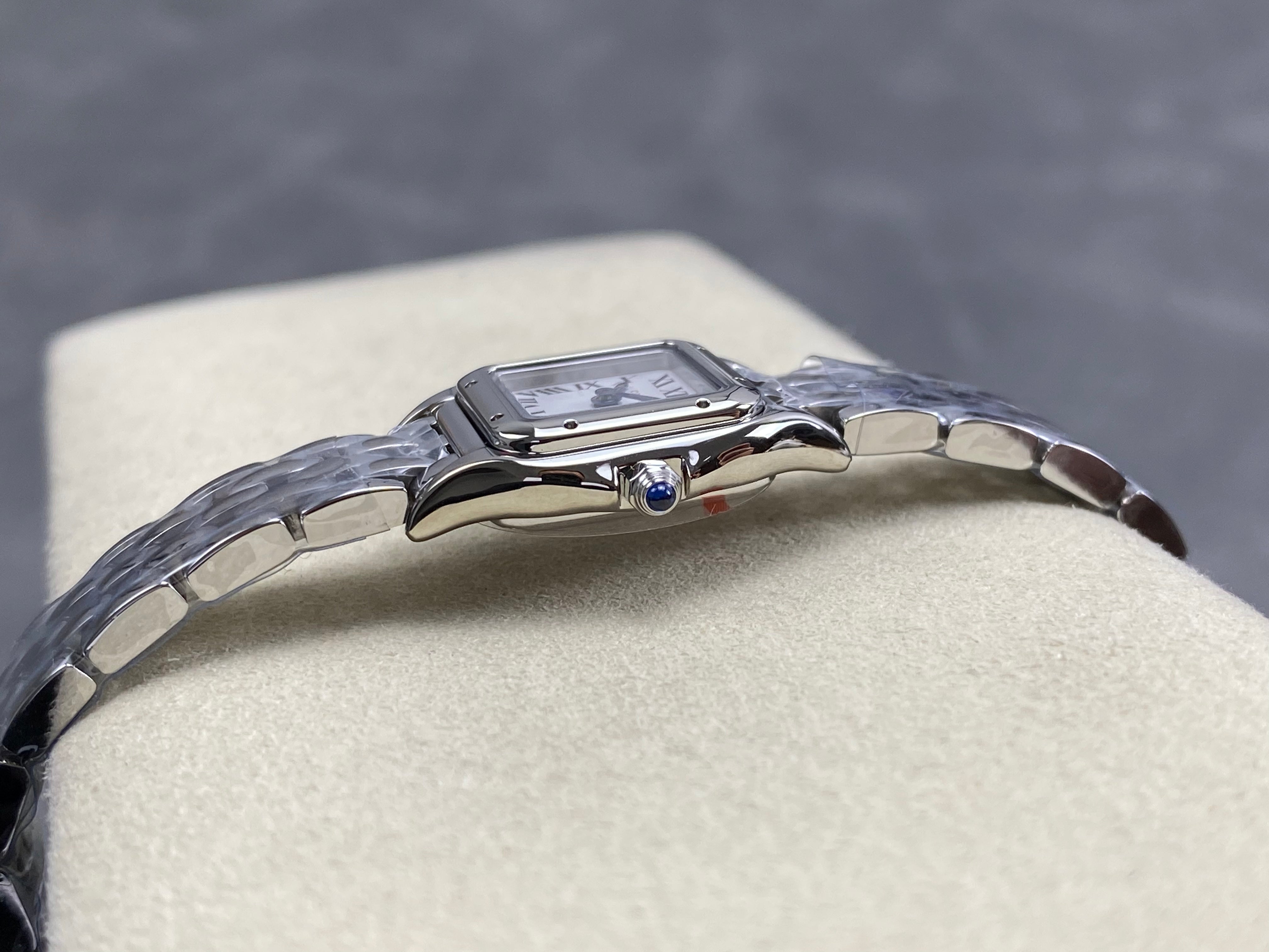 Cartier Panthère De Cartier Mini Watch