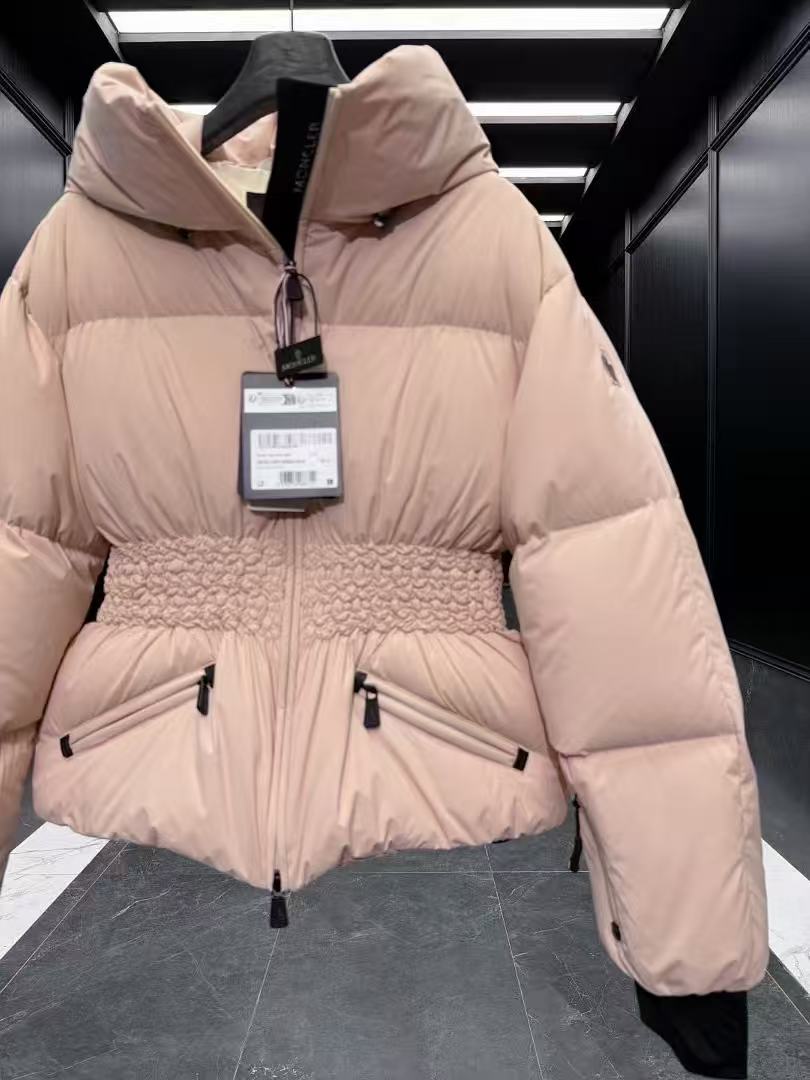 Moncler 2026 Wollemi Hooded Insulated Ski Jacket Pink Down Polyester