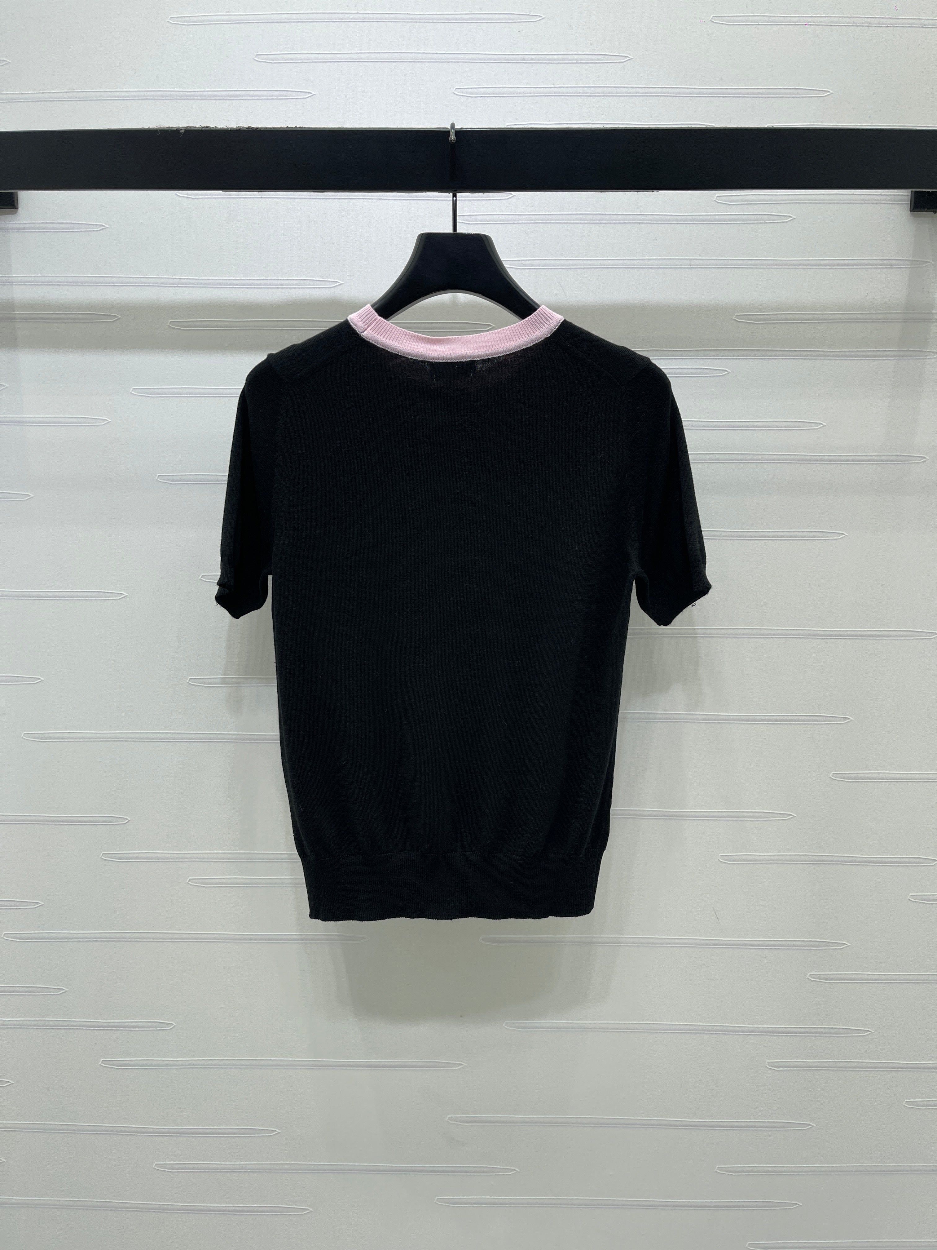 Chanel 2026 Flower T-shirt Black and Pink Tencel