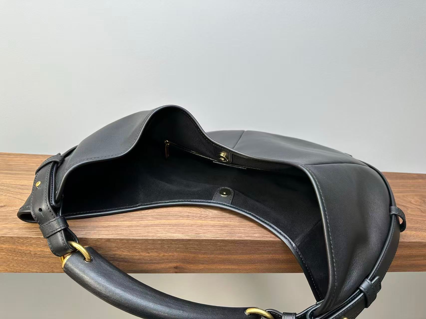 Saint Laurent 2026 Mombasa Shoulder Bag Black Leather