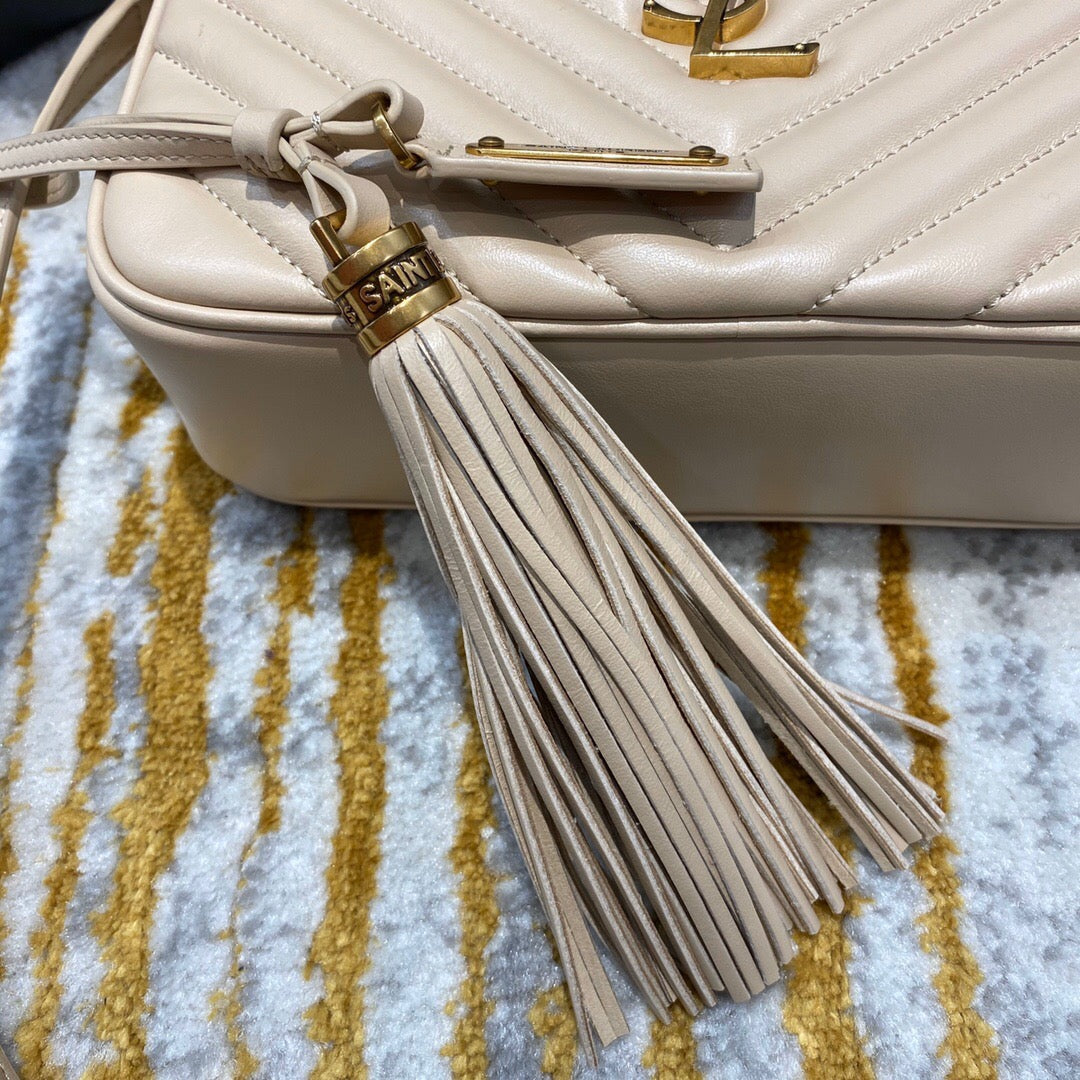 Saint Laurent 2026 Lou Camera Bag 23cm Beige Quilted Leather