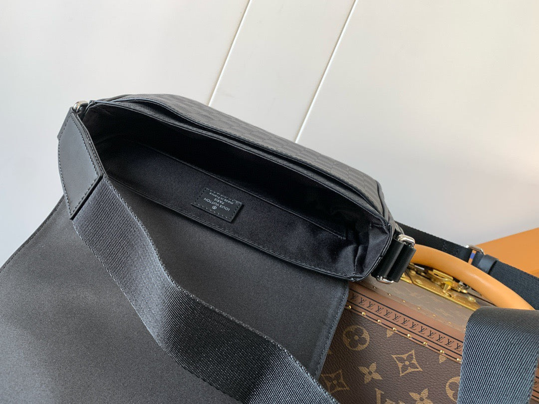 LV 2026 District PM 26cm Black Damier Infini Coated Canvas