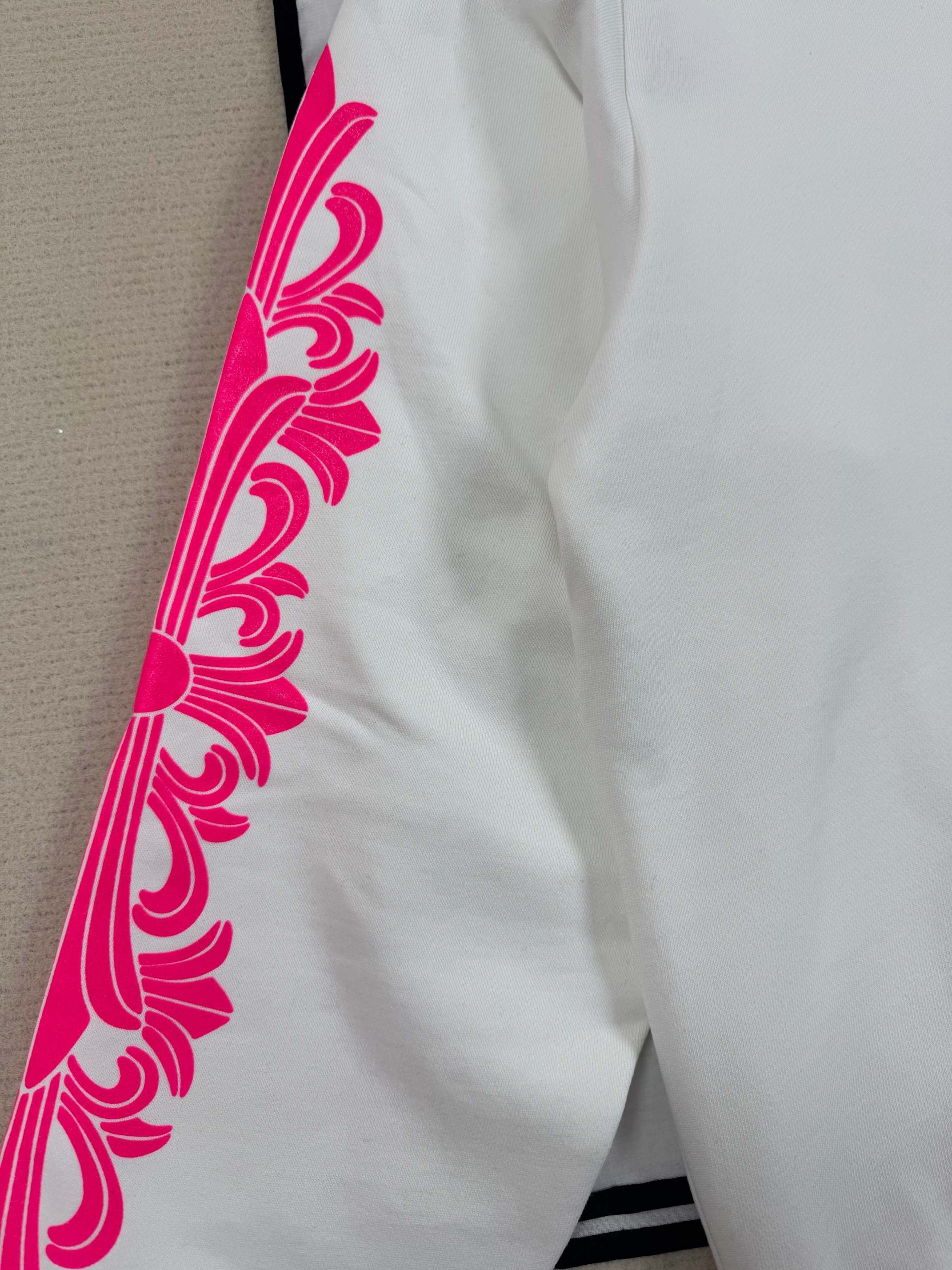 Chrome Hearts 2026 Horseshoe-Logo Graphic Hoodie White Pink Fabric