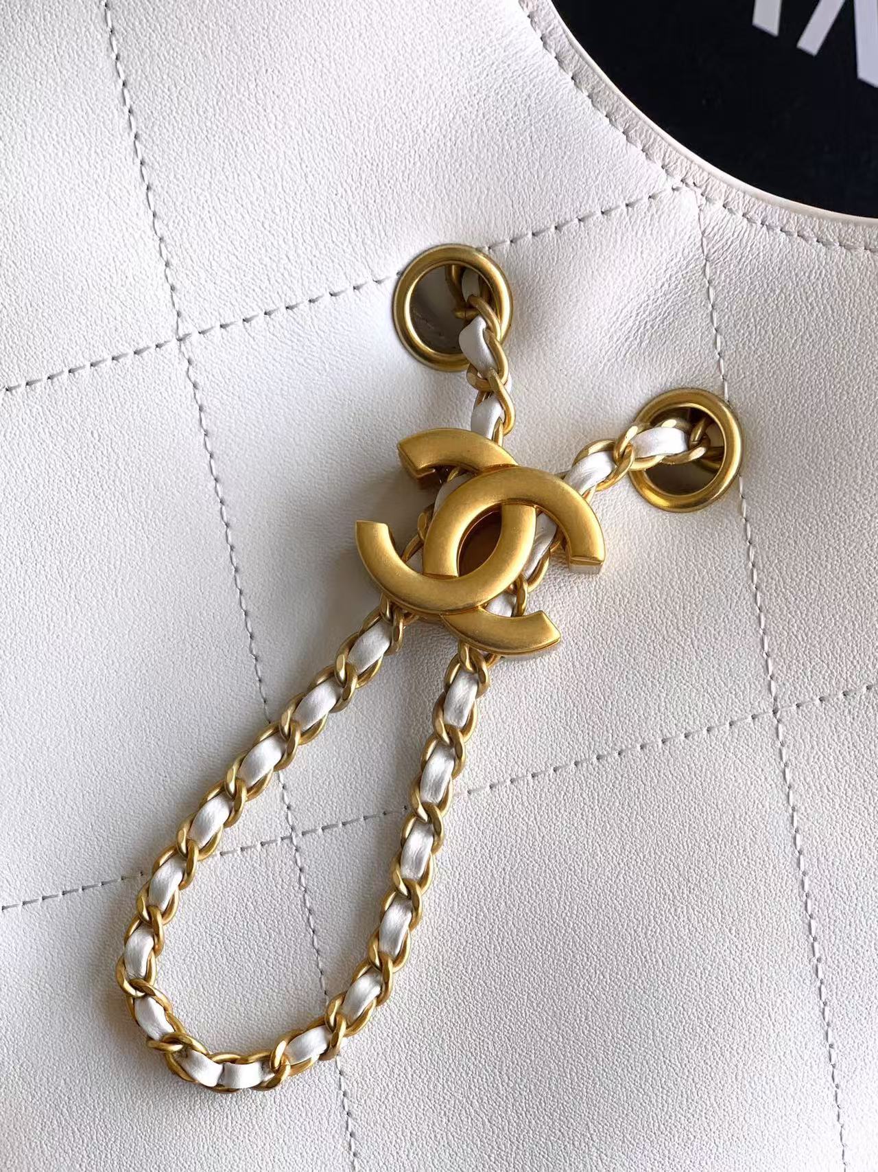 Chanel 2026 Small Shopping Bag 22cm White Calfskin