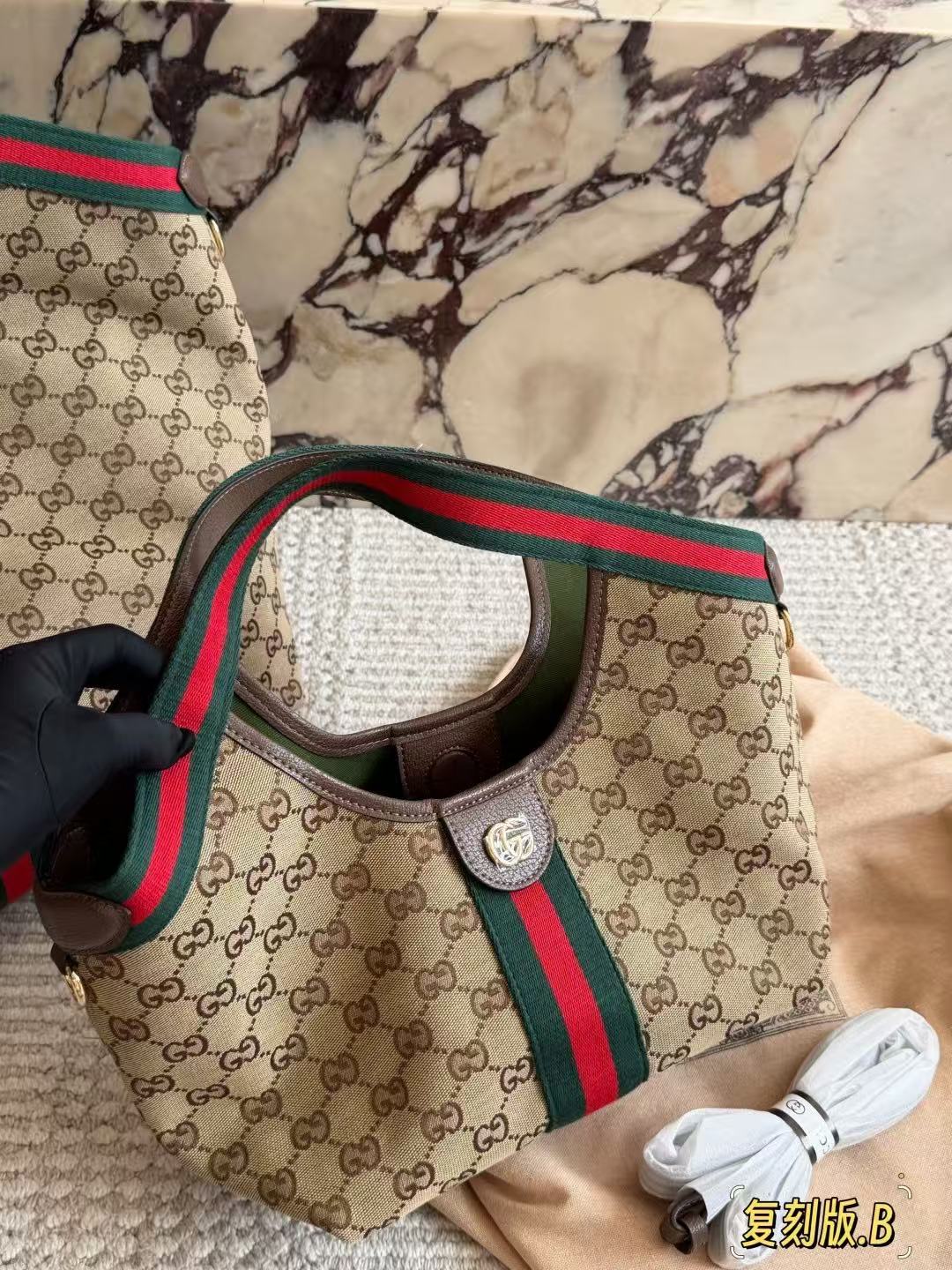 Gucci Giglio Large Tote Bag 60cm Beige Canvas