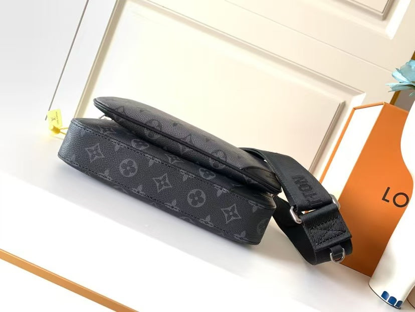 Louis Vuitton 2026 Trio Messenger Bag 26cm Grey Black Monogram Eclipse Canvas