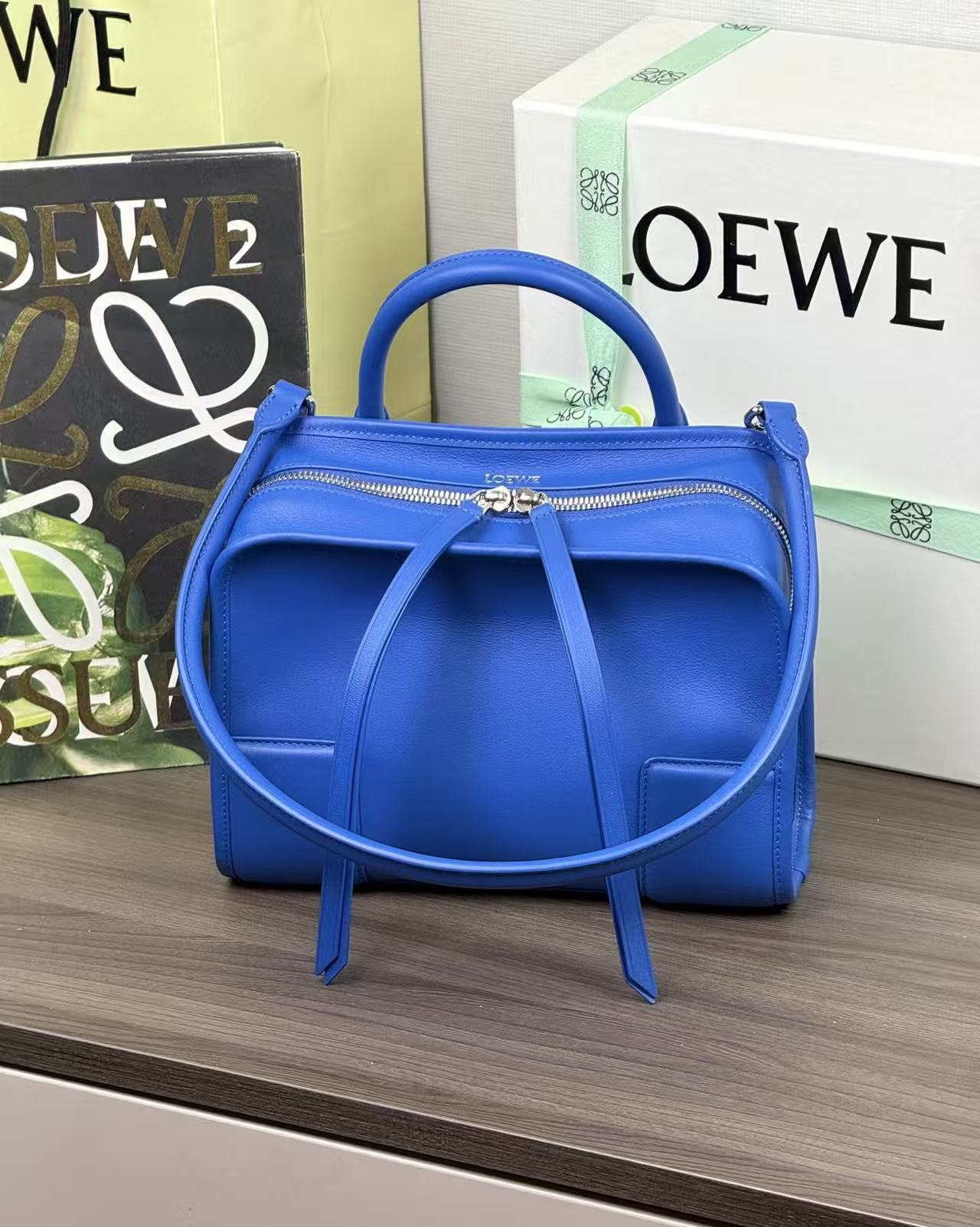 Loewe Amazona 180 Bag 24.5cm Blue Calfskin