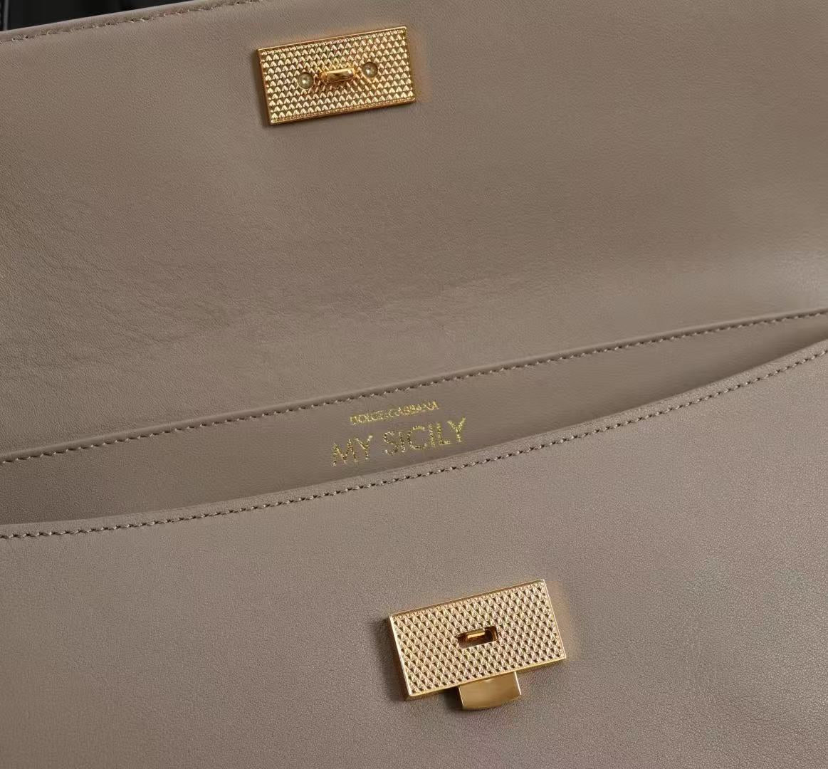 Dolce & Gabbana 2026 My Sicily Bag 20cm Taupe Calfskin