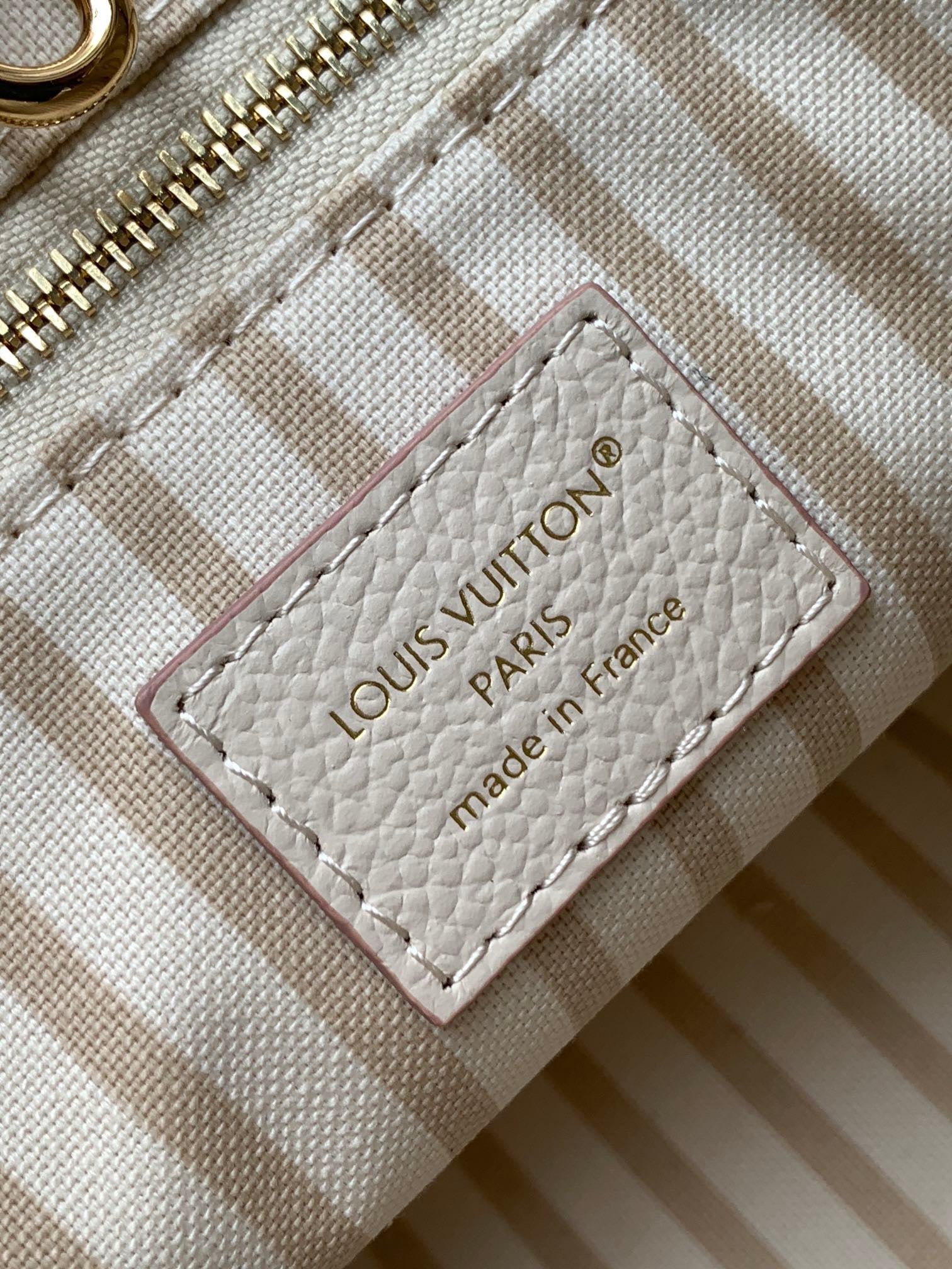 LV 2026 OnTheGo Bag 25cm White Pink Monogram Empreinte leather