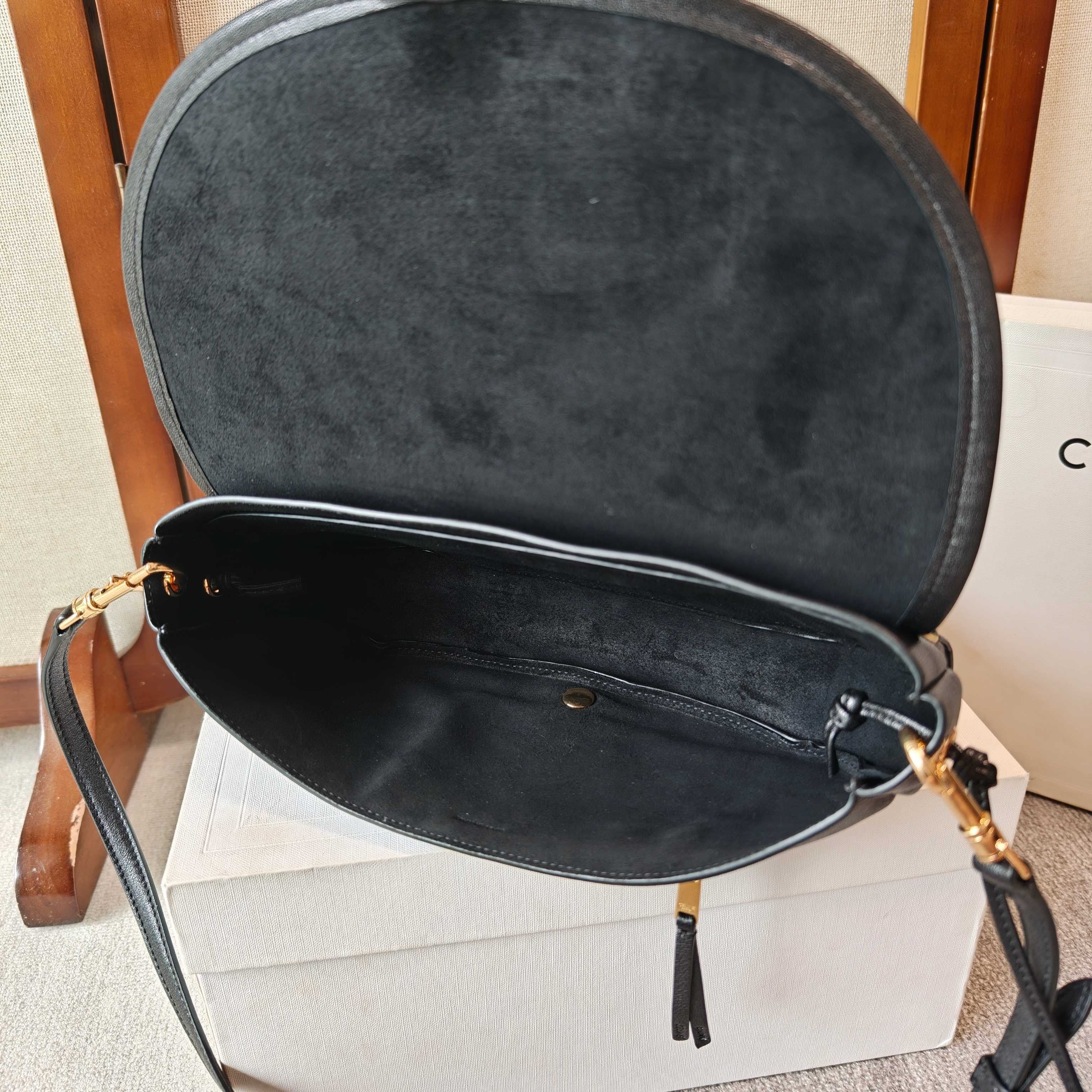 Celine Halfmoon Soft Triomphe Bag 25cm Black Shiny Lambskin