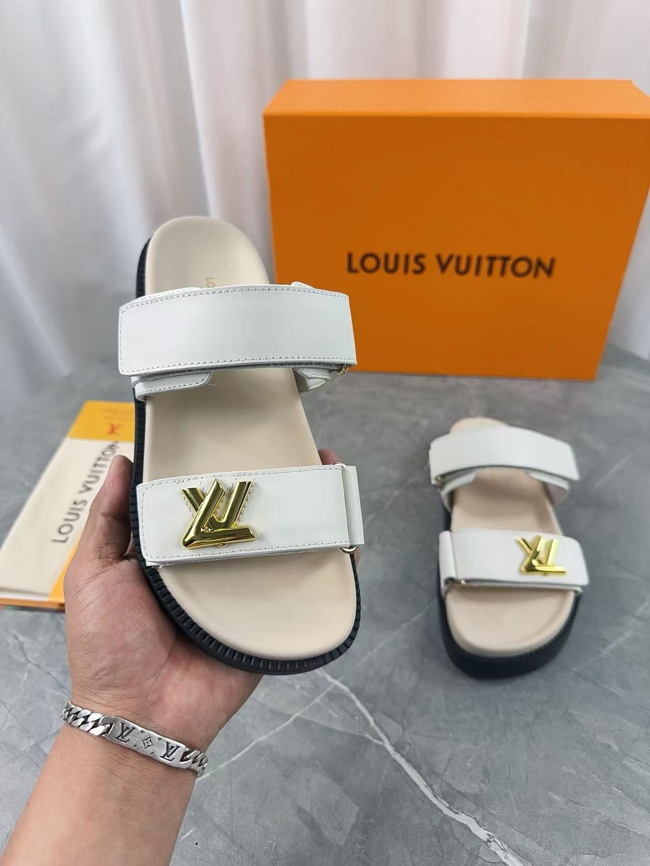 Louis Vuitton Sunset Flat Comfort Sandals White Cream Cowhide