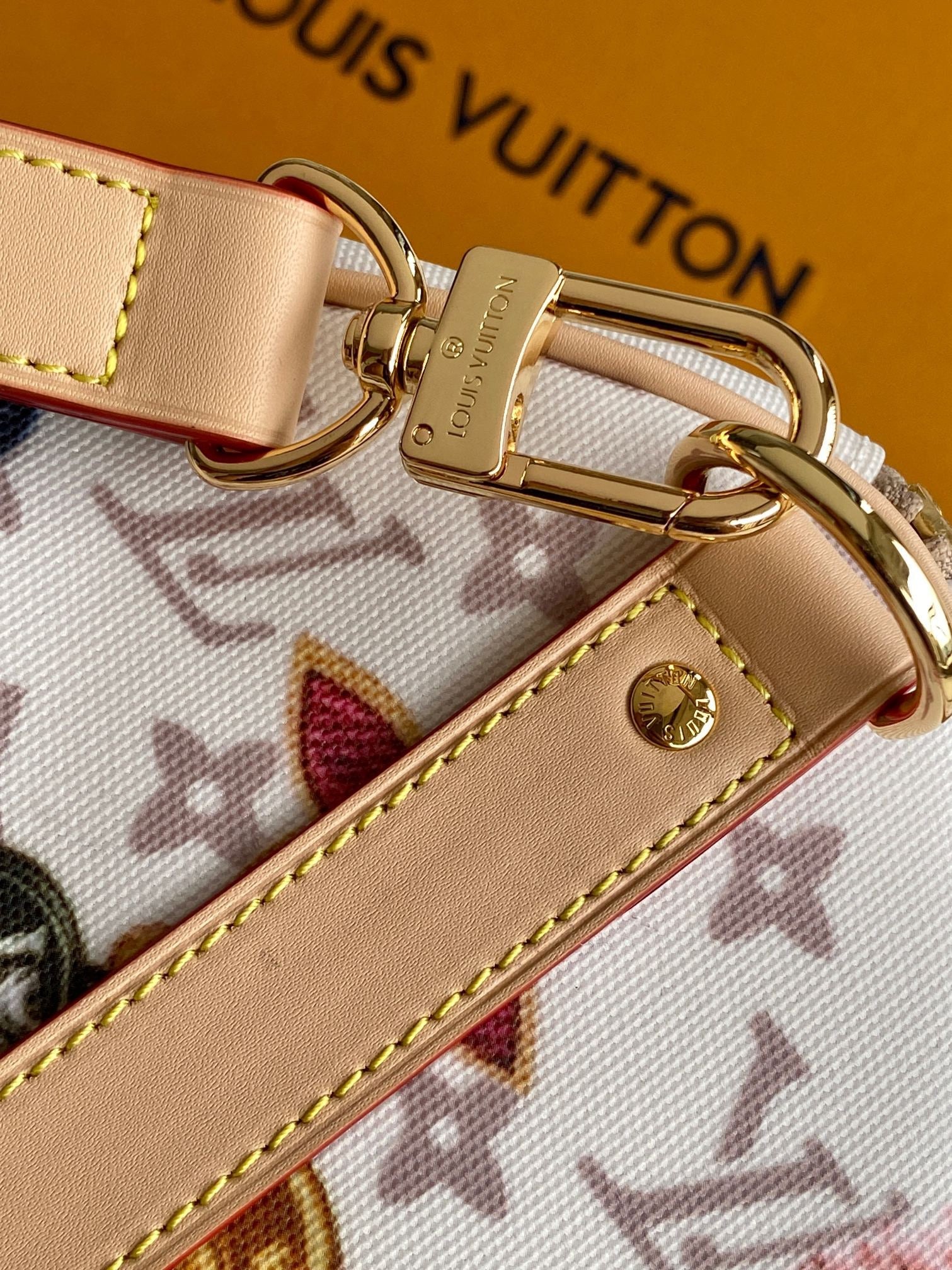 Louis Vuitton 2026 Keepall Bandoulière 45 Bag Leather White Canvas Cowhide