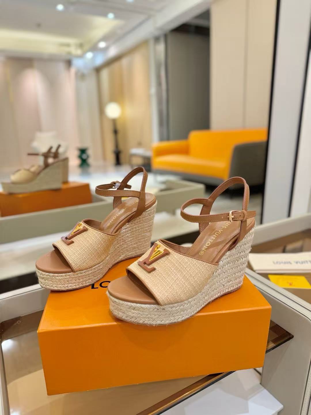 Louis Vuitton Starboard Wedge Sandals 10cm Straw Leather