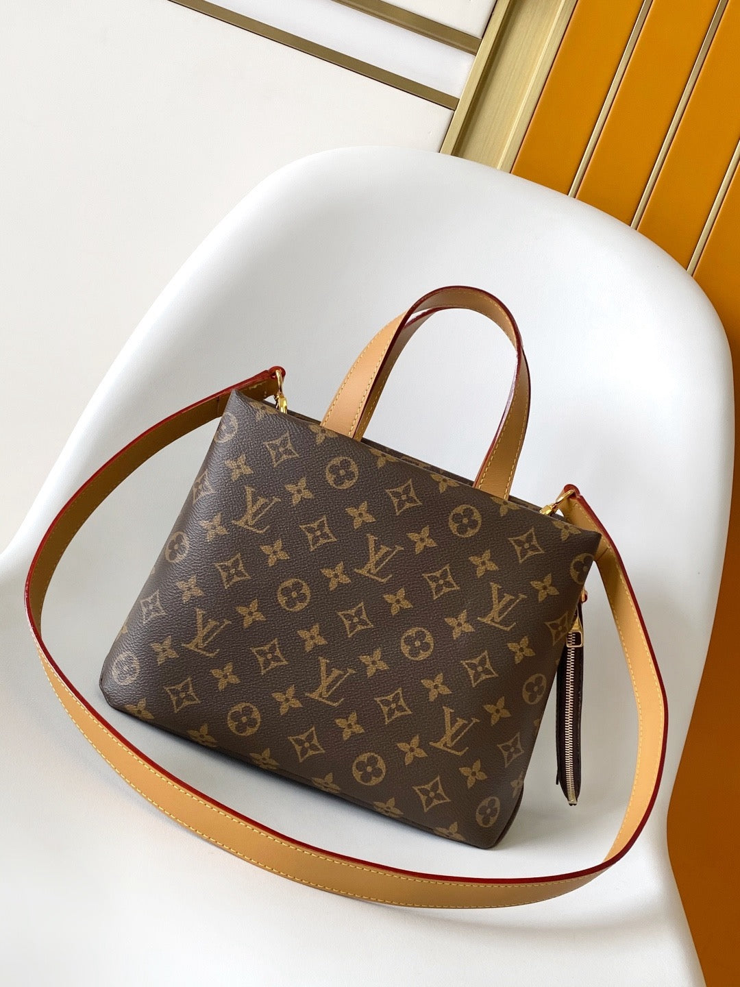Louis Vuitton 2026 Shopper Tote Bag 25cm Brown Cowhide