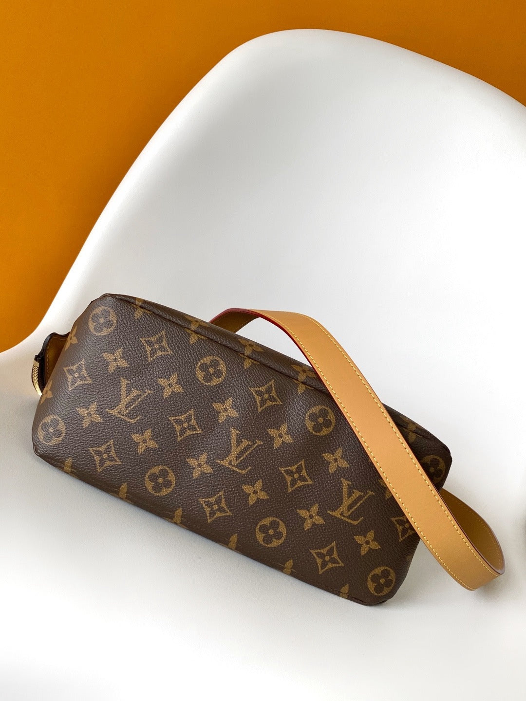 Louis Vuitton 2026 Shopper Tote Bag 25cm Brown Cowhide