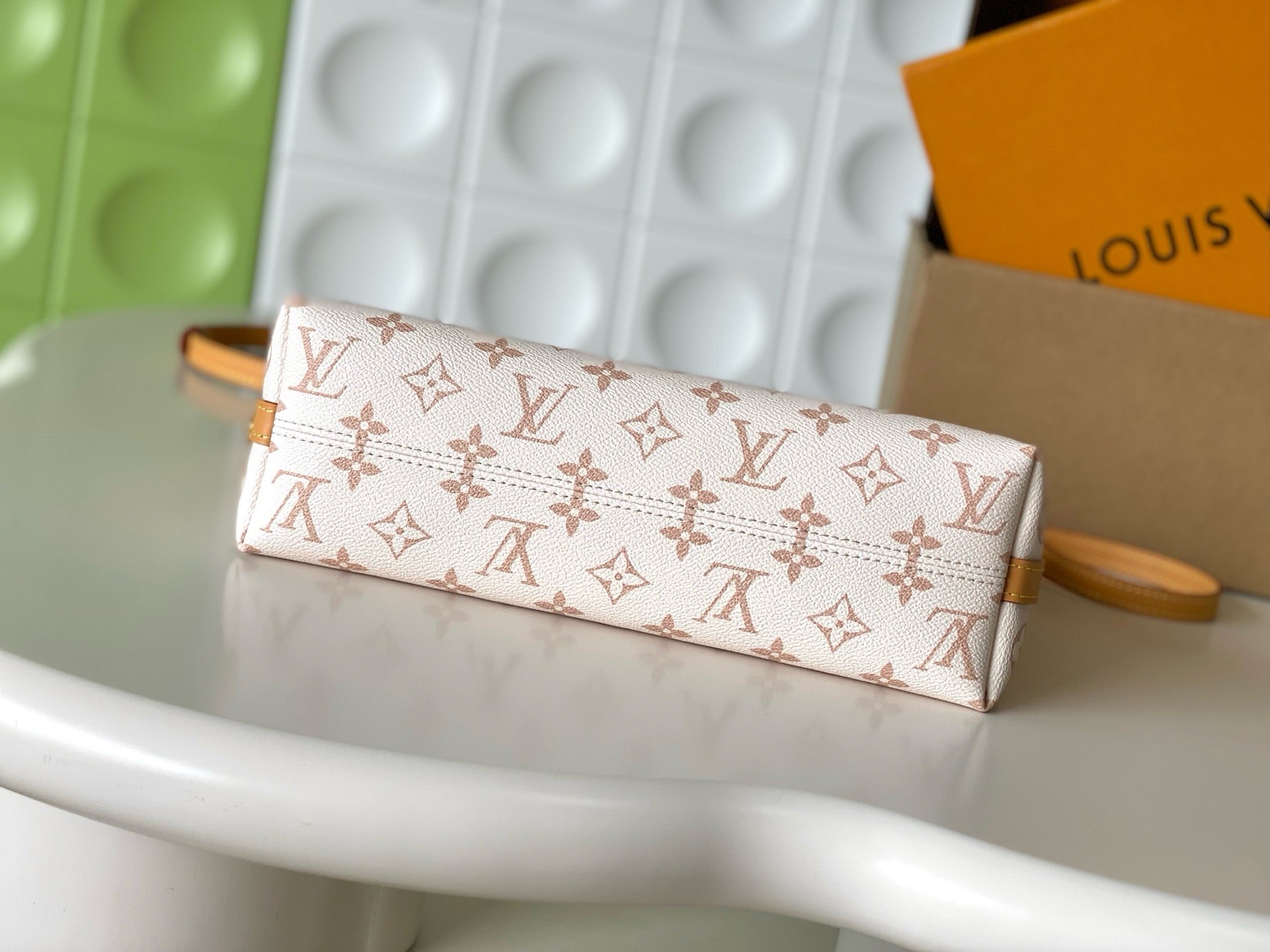 Louis Vuitton 2026 Multipass Monogram Bag 30cm Cream Canvas Calfskin