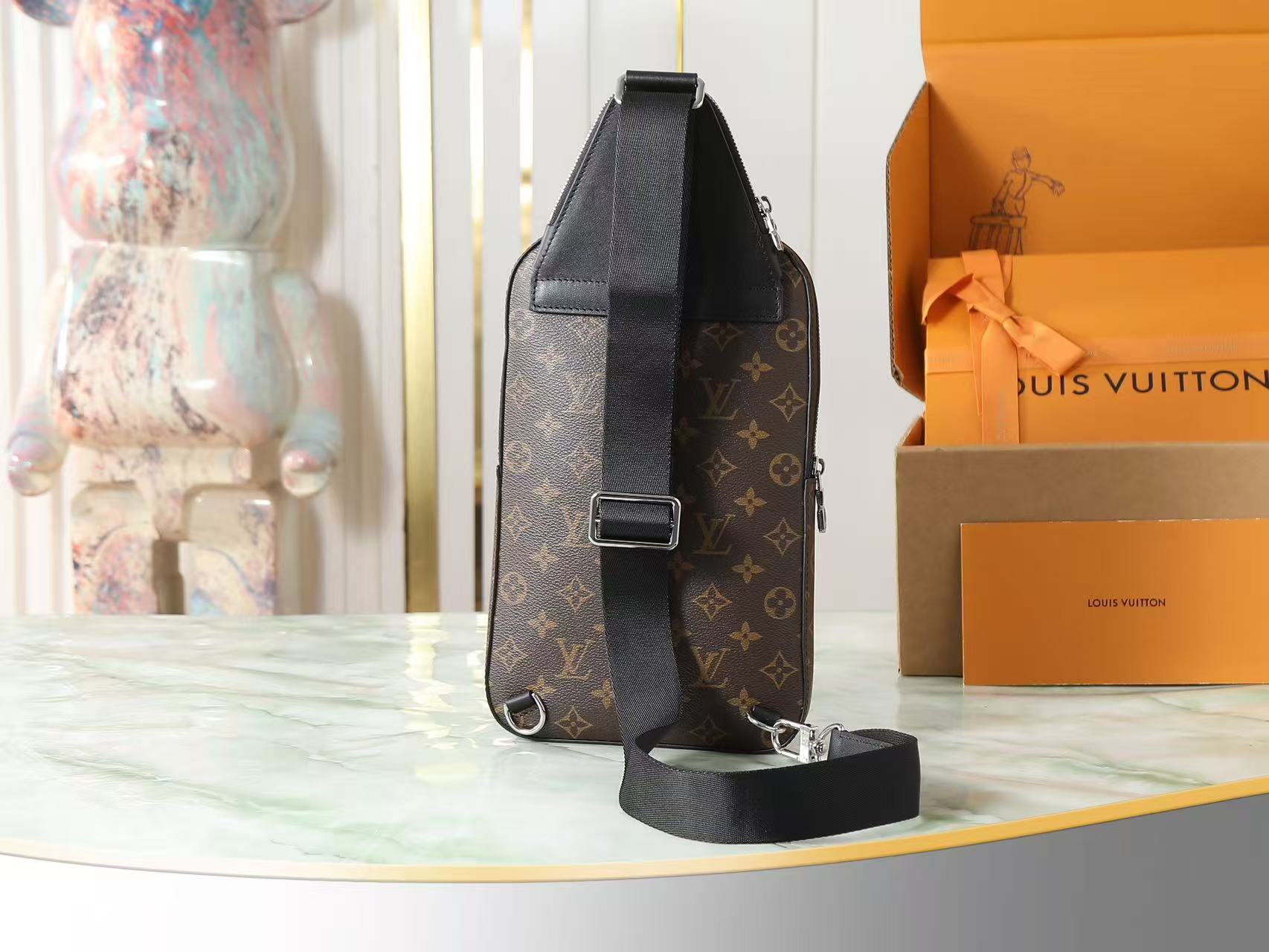 Louis Vuitton 2026 Avenue NM Bag 31cm Brown Black Canvas Cowhide